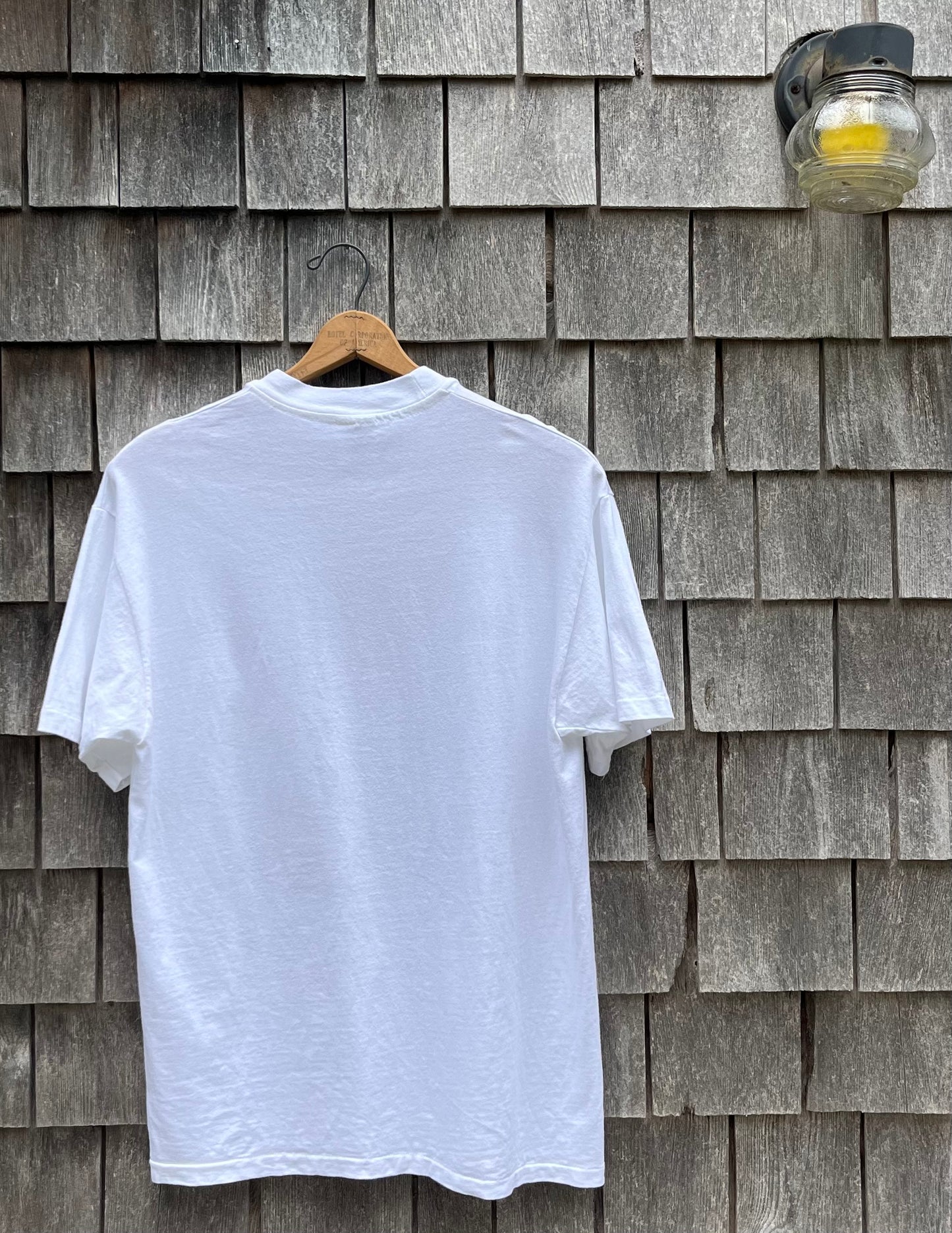 90s Ferdinand Lunel 'Etretat Tennis Club' Art Print T-Shirt (L)