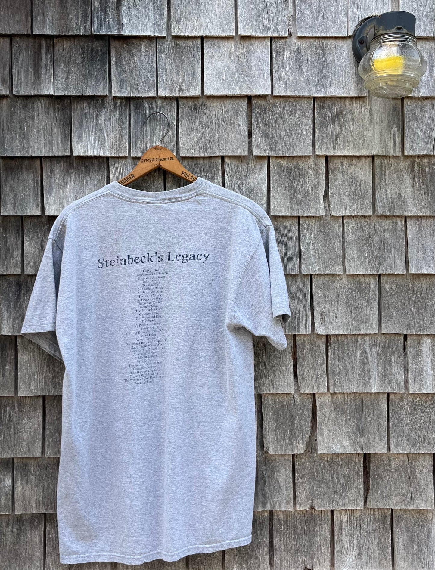 90s John Steinbeck ‘Never Enough Books’ T-Shirt (L)