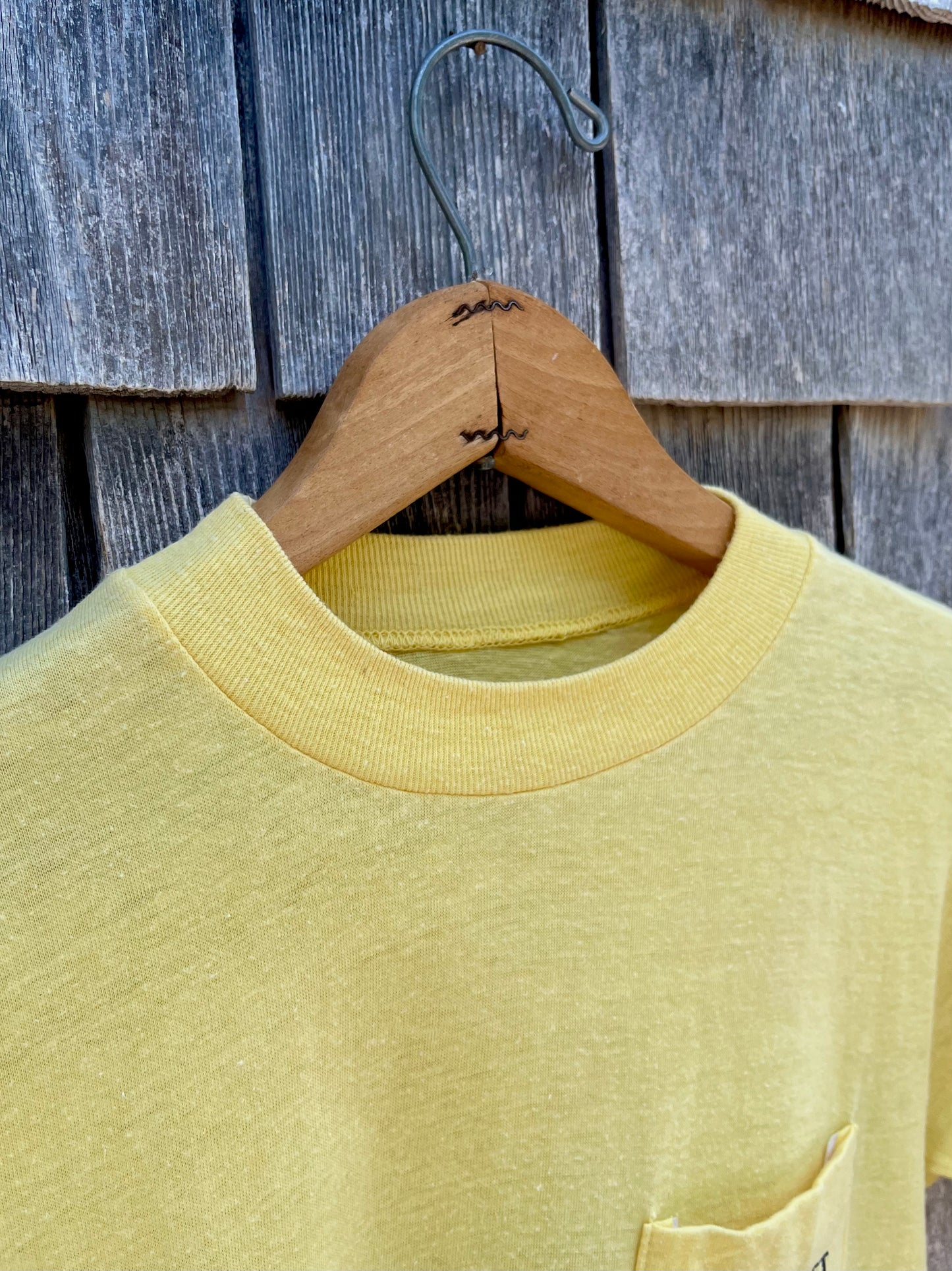 70s Pleasant Bay Classic Chatham Sailing Pocket T-Shirt (S/XS)