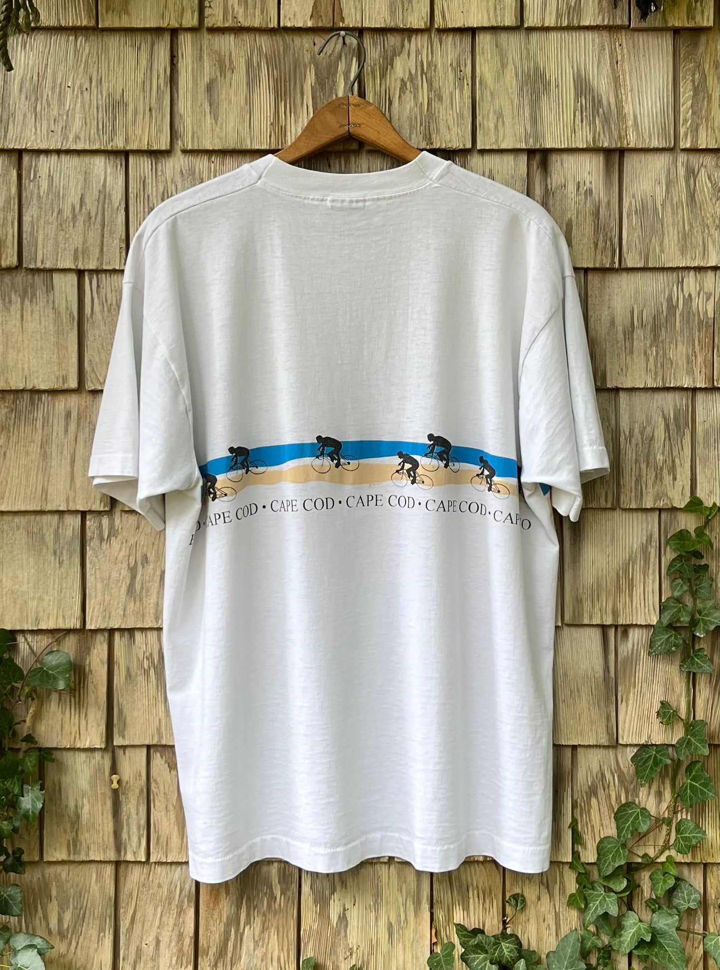 90s Idle Times Bike Shop Eastham Wraparound Print T-Shirt (XL)