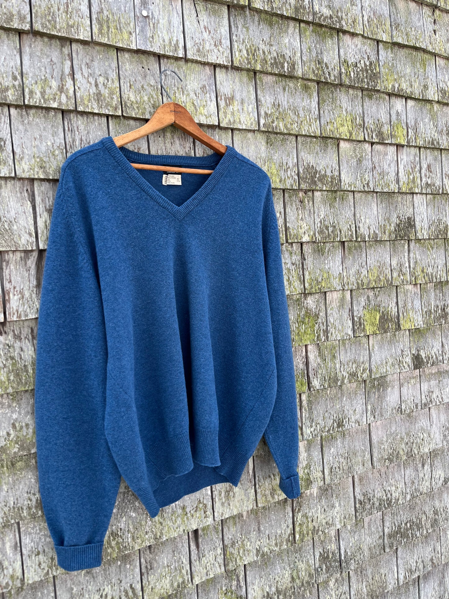 80s Brooks Brothers Wool V-Neck Sweater (L/XL)