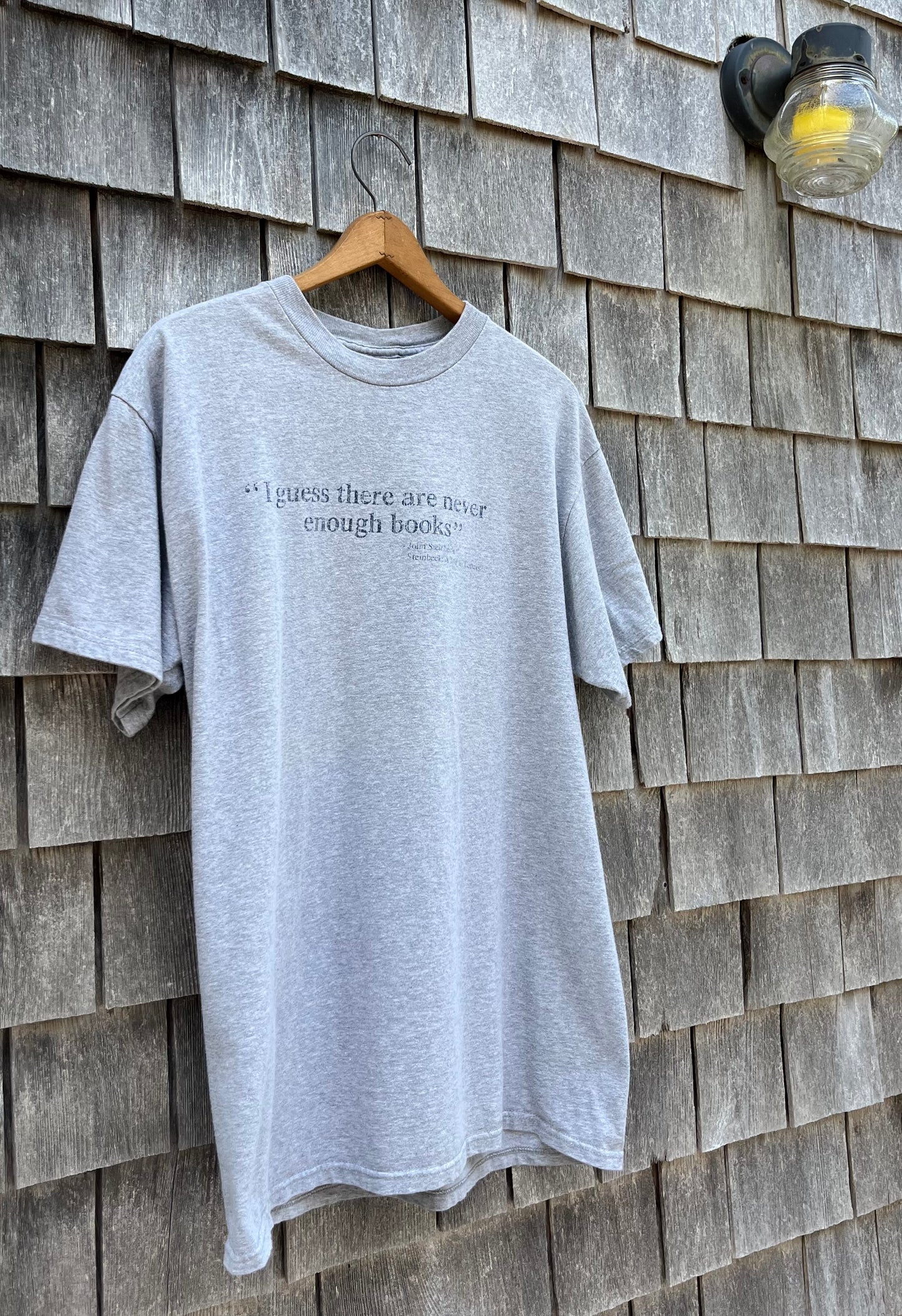 90s John Steinbeck ‘Never Enough Books’ T-Shirt (L)