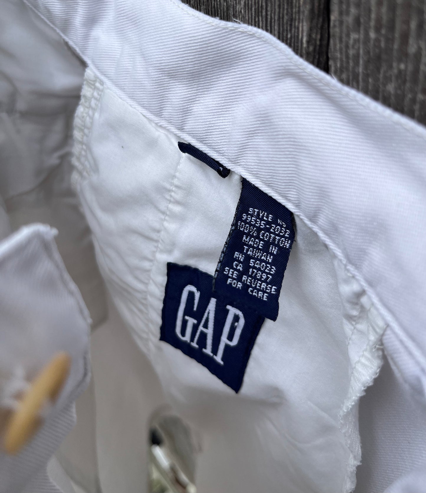 90s GAP Chino Shorts 33/10"