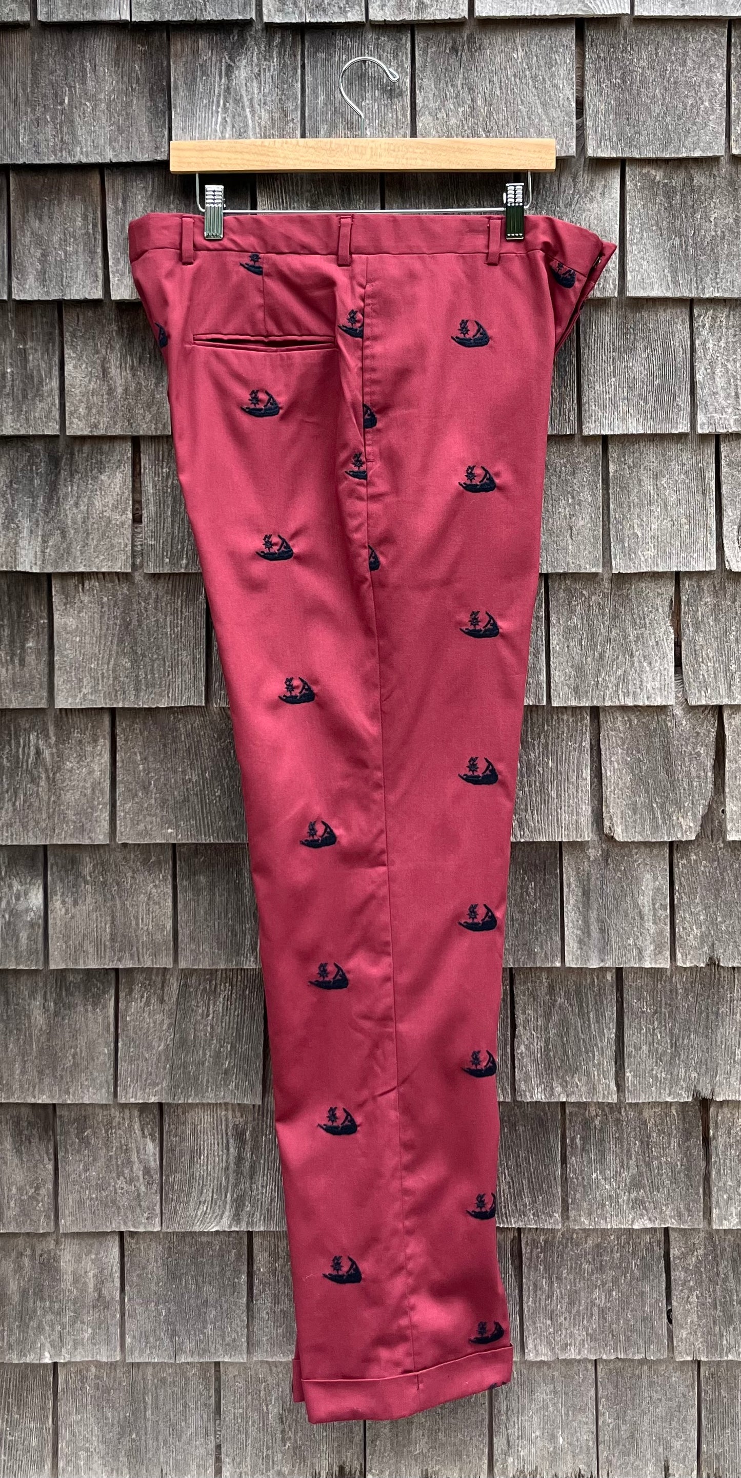 90s Murray’s Toggery Nantucket Reds Embroidered Pants (36/32”)