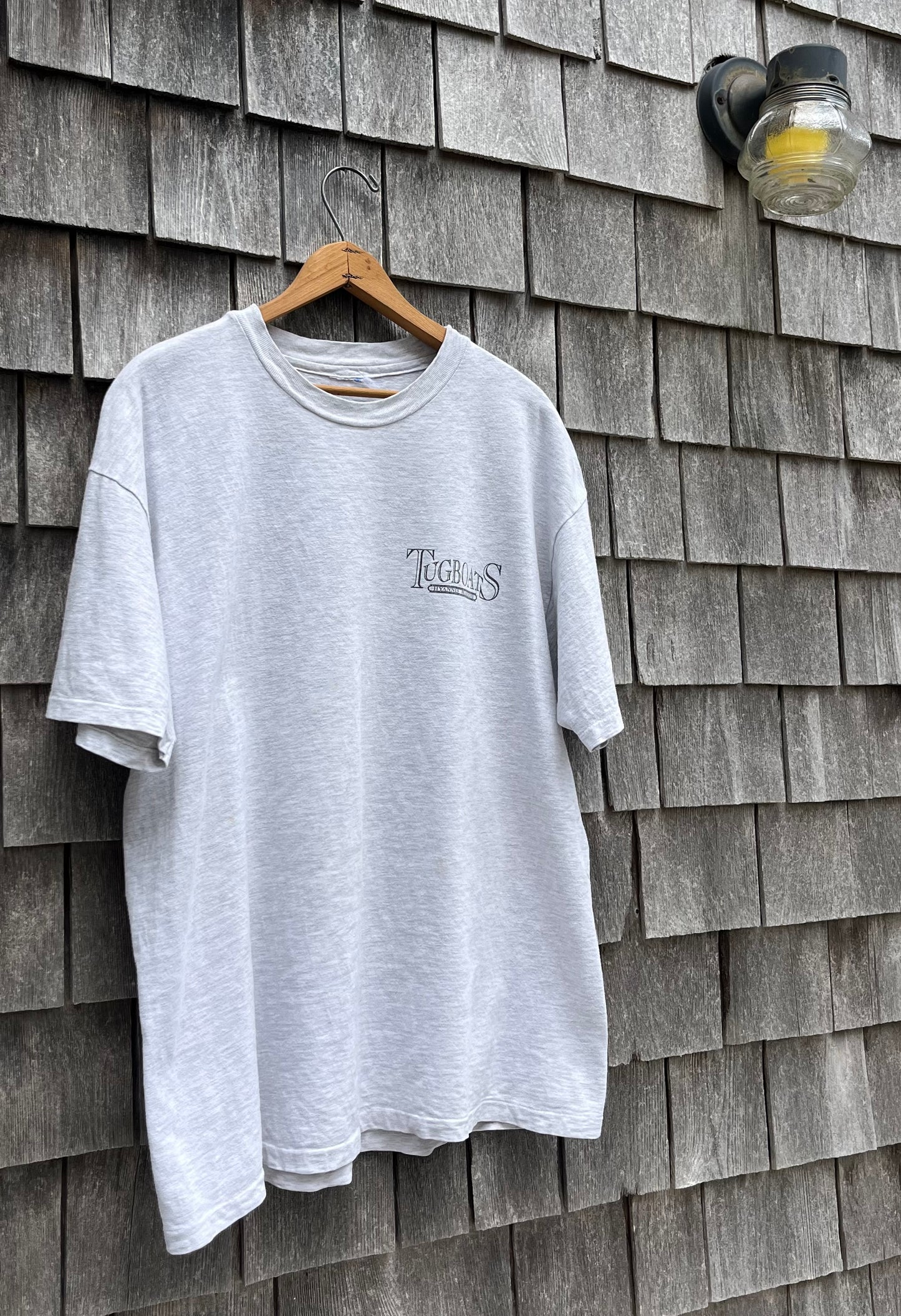 90s Tugboat’s Restaurant Hyannis Harbor T-Shirt (L/XL)
