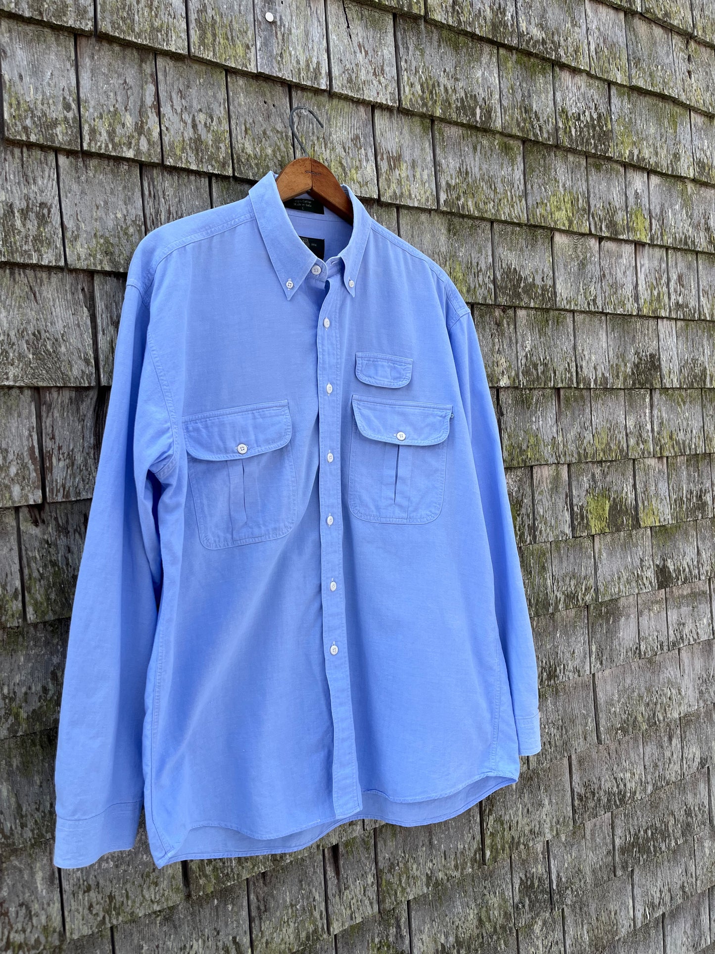 90s Orvis Lightweight Cotton Button Down Guide Shirt (L/XL)