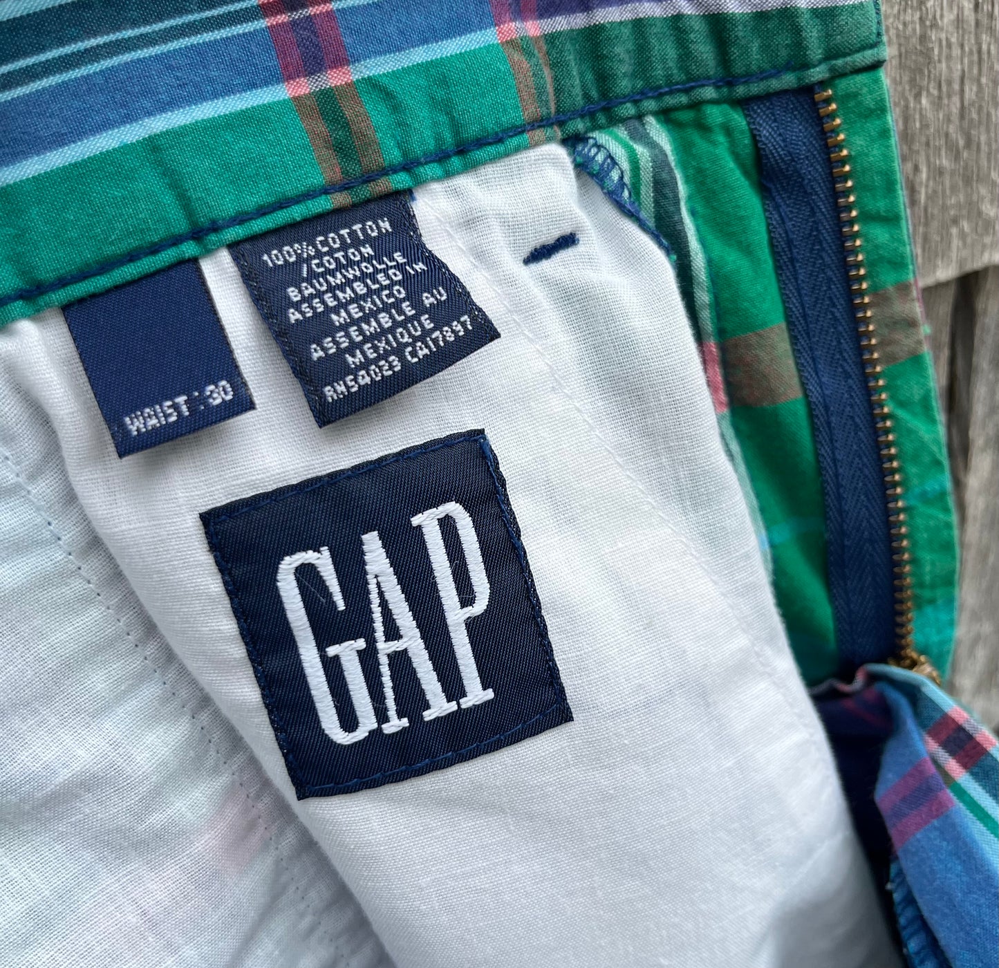 90s GAP Tartan Plaid Cotton Shorts 30/10"