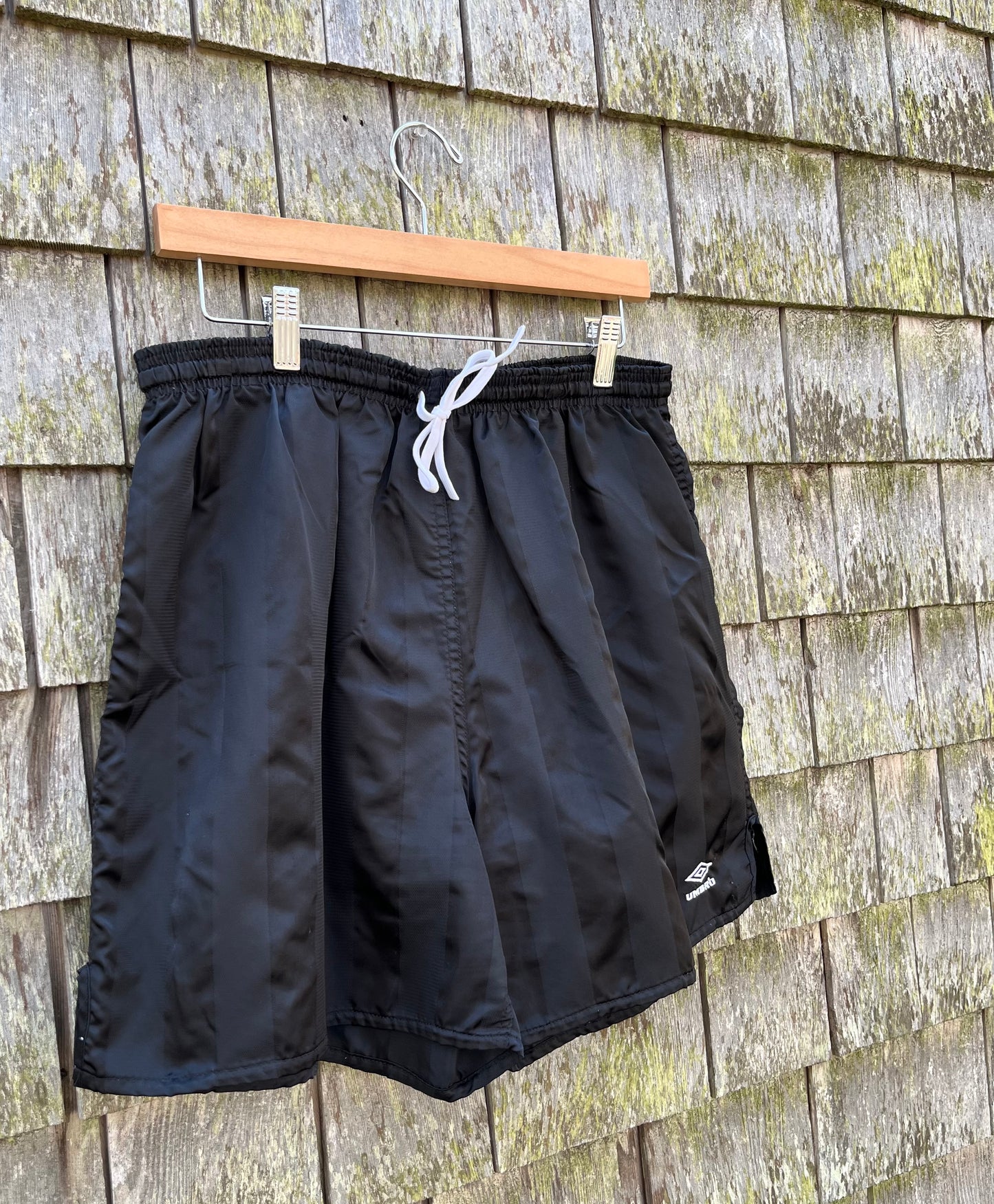 90s Umbro Nylon Drawstring Shorts (L)