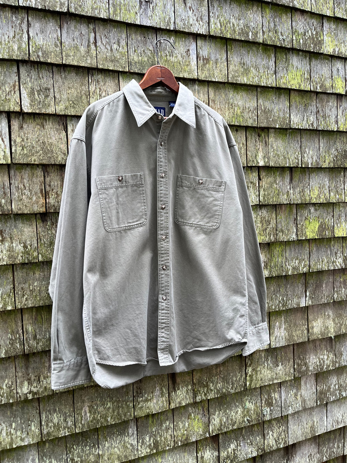 90s GAP Heavyweight Cotton Twill Button Up Shirt (XL)