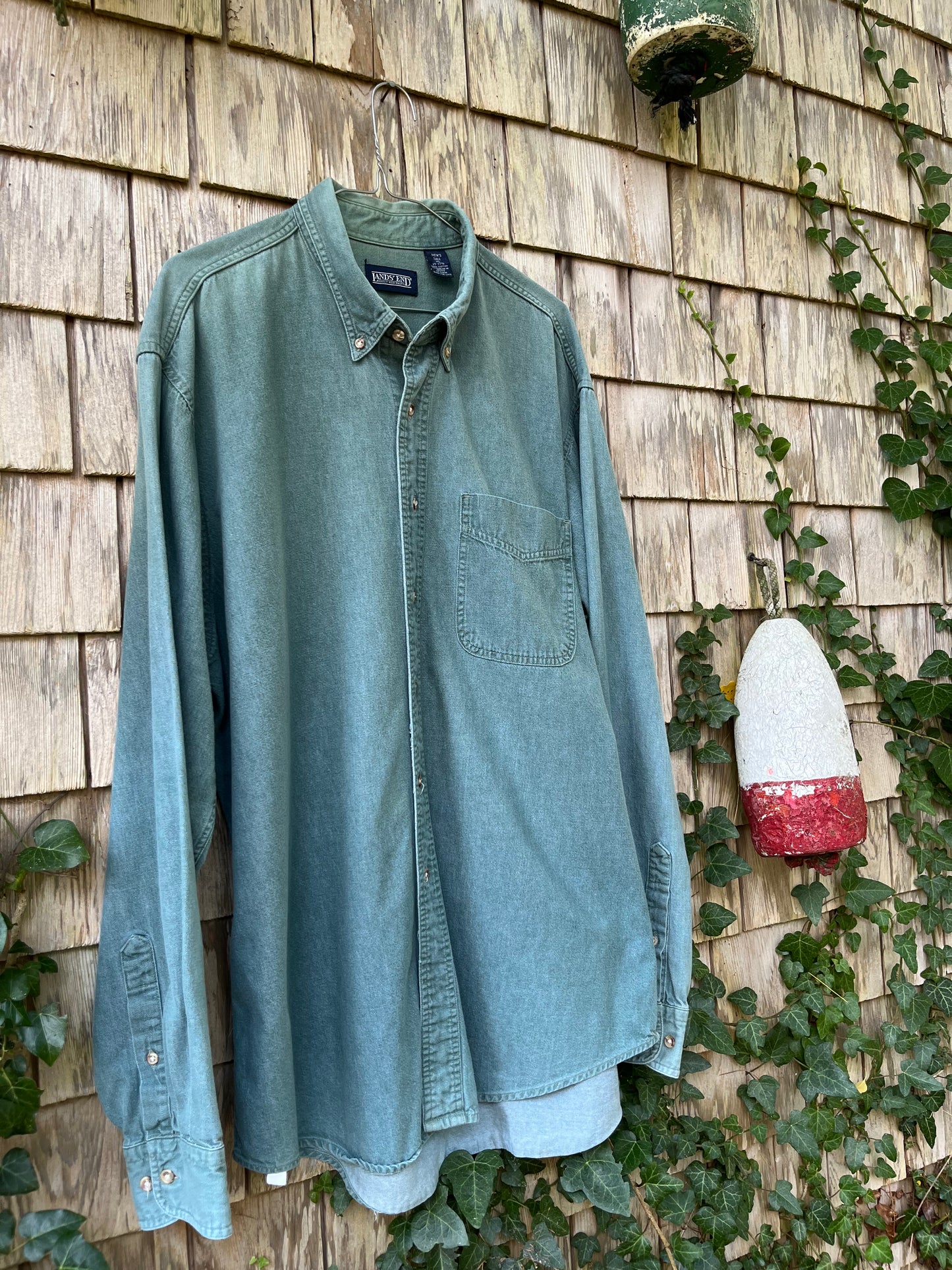 90s Lands’ End Garment Dye Cotton Twill Button Down Shirt (XL)
