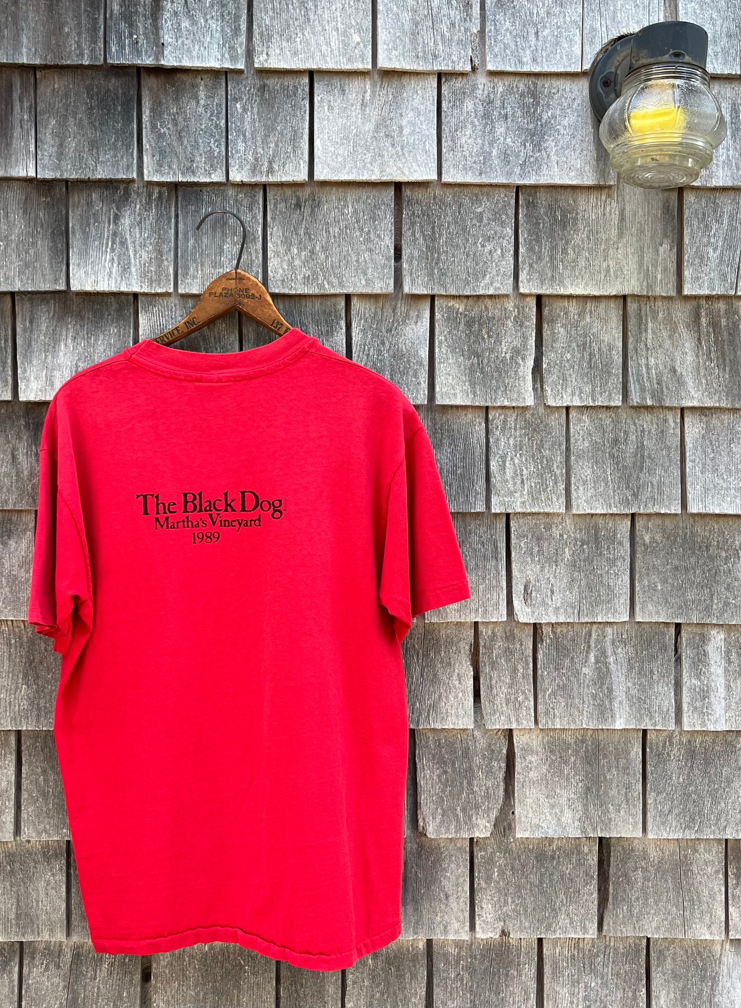 80s The Black Dog Martha's Vineyard Ferryman Logo T-Shirt (M)