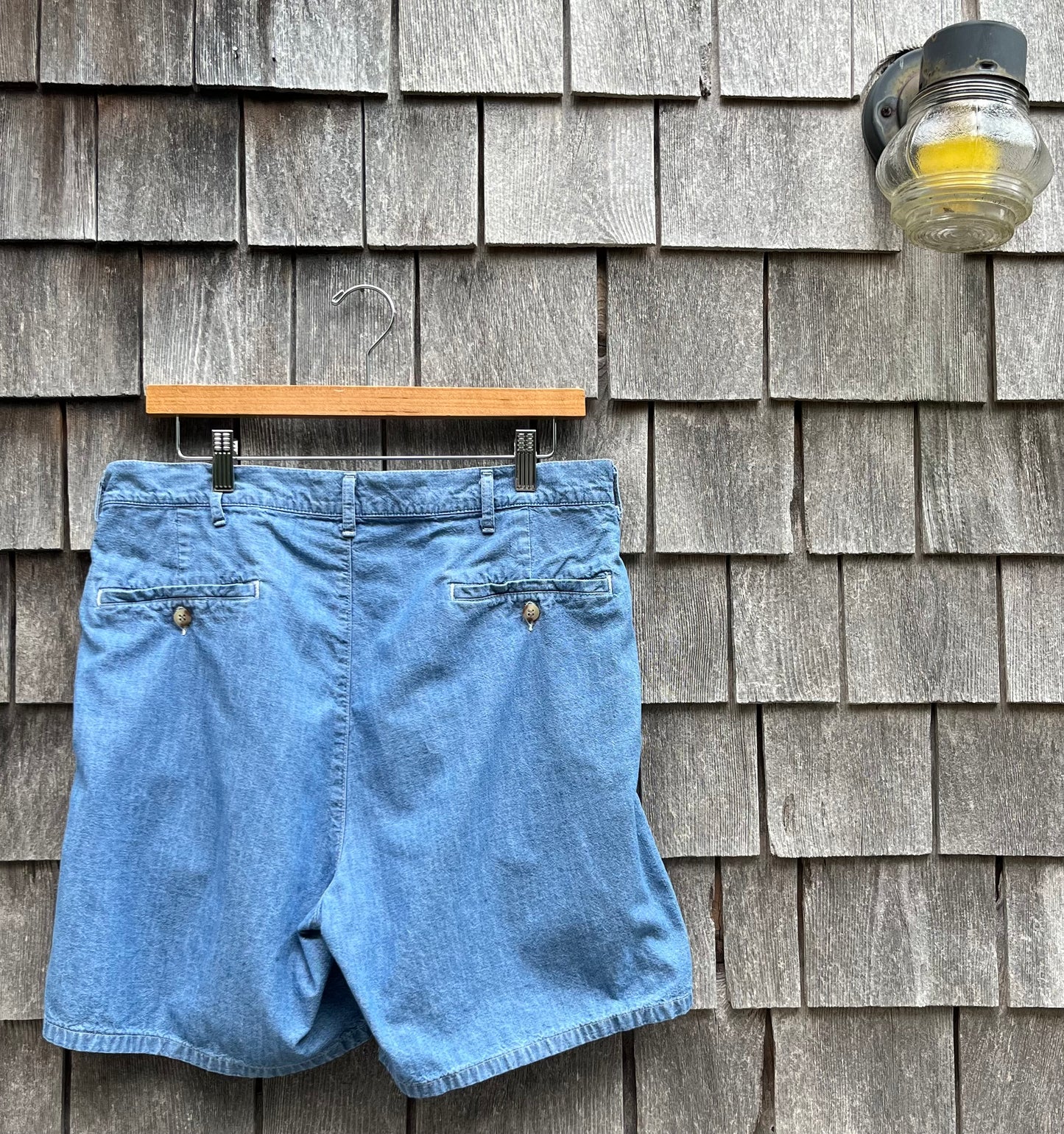 90s Polo Ralph Lauren Cotton Chambray Pleated Front Shorts (32/6.5”)