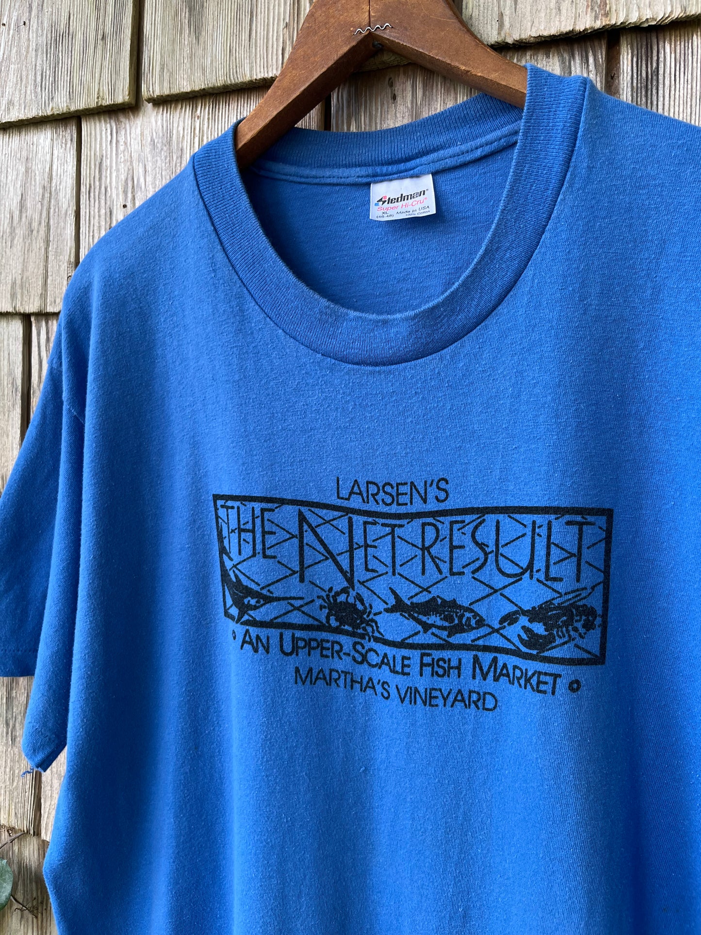 90s Larsen's The Net Result Seafood Market Martha’s Vineyard T-Shirt (L)