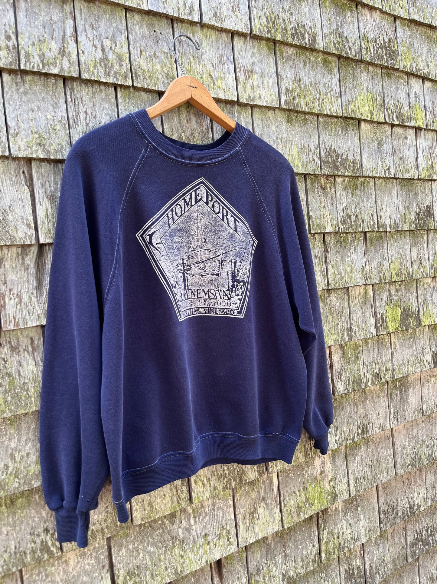 80s The Homeport Restaurant Martha’s Vineyard Crewneck Raglan Sleeve Sweatshirt (M/L)