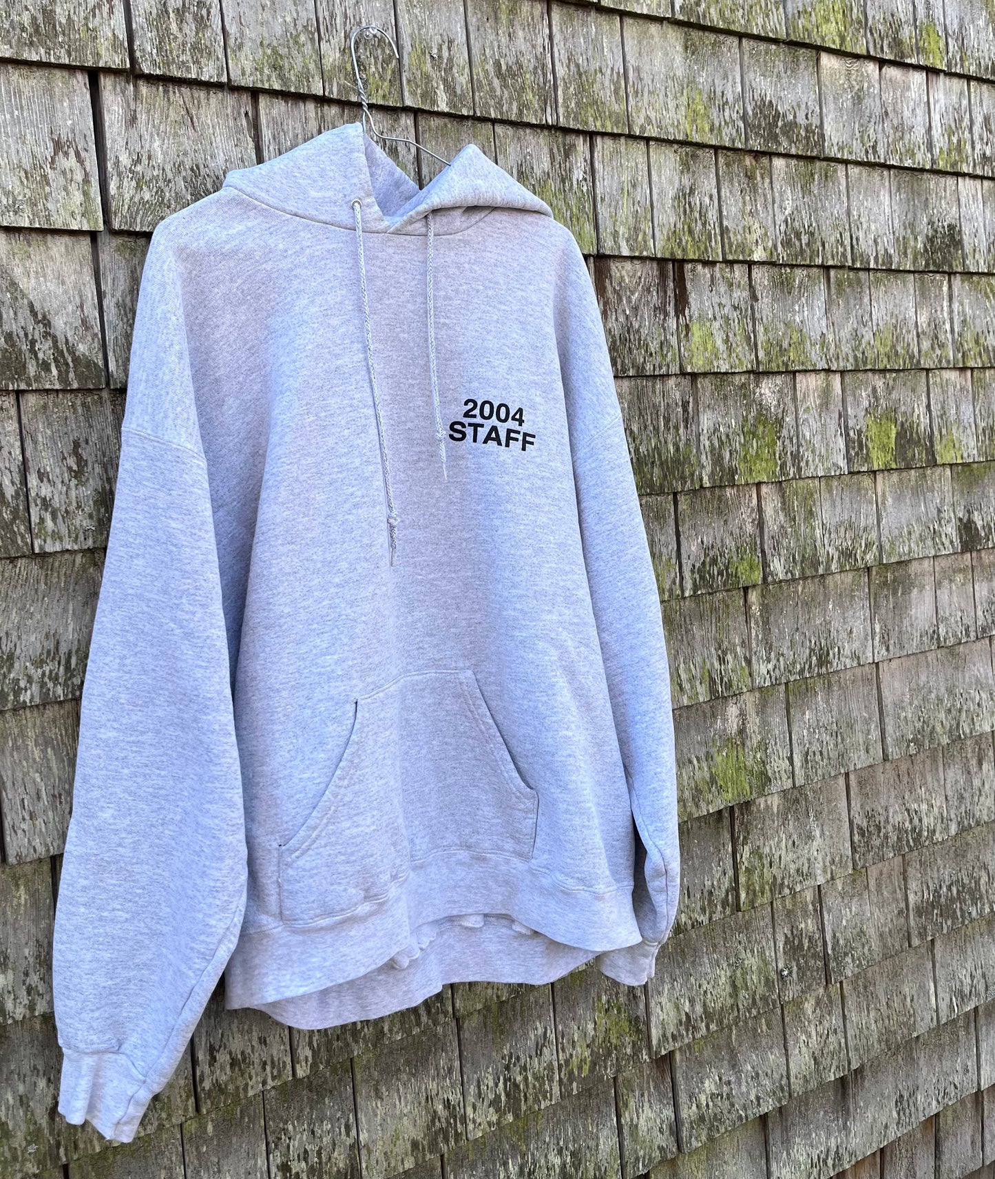 00s Wellfleet Beach Parking Hoodie Sweatshirt (XL)