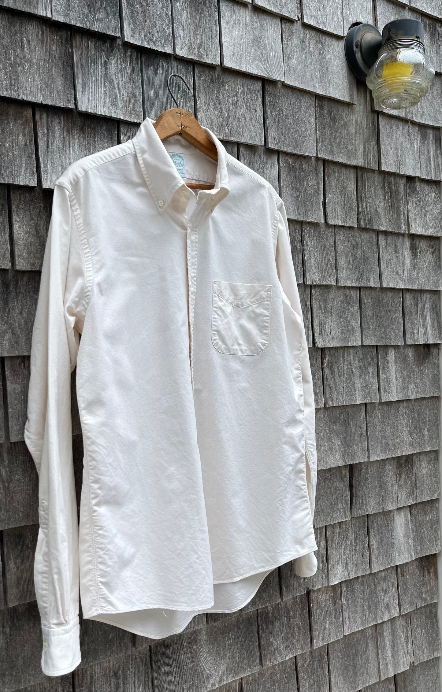 90s Brooks Brothers Makers Oxford Cloth Button Down Shirt (16.5-7)