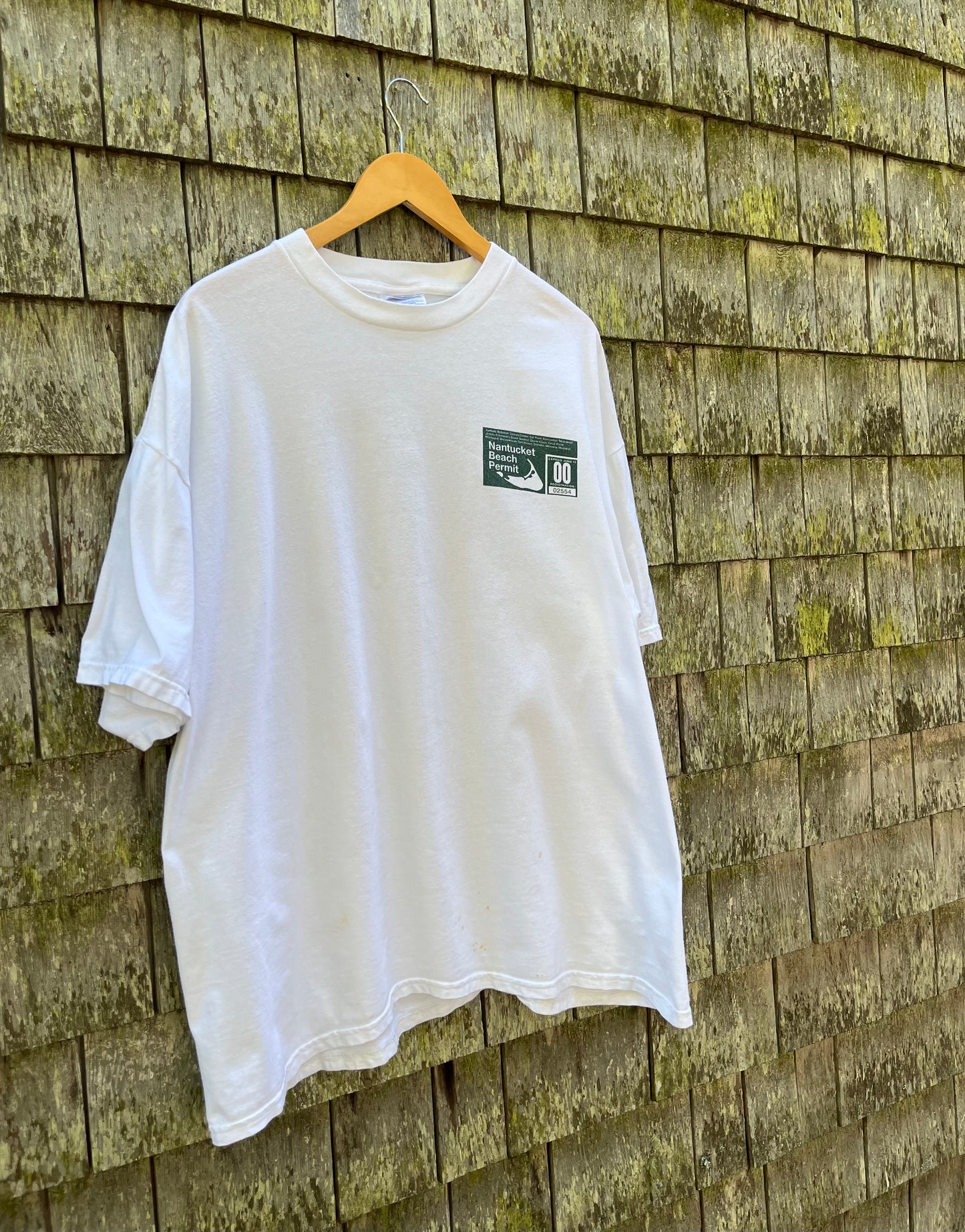 00s Nantucket Beach Permit T-Shirt (XL/XXL)