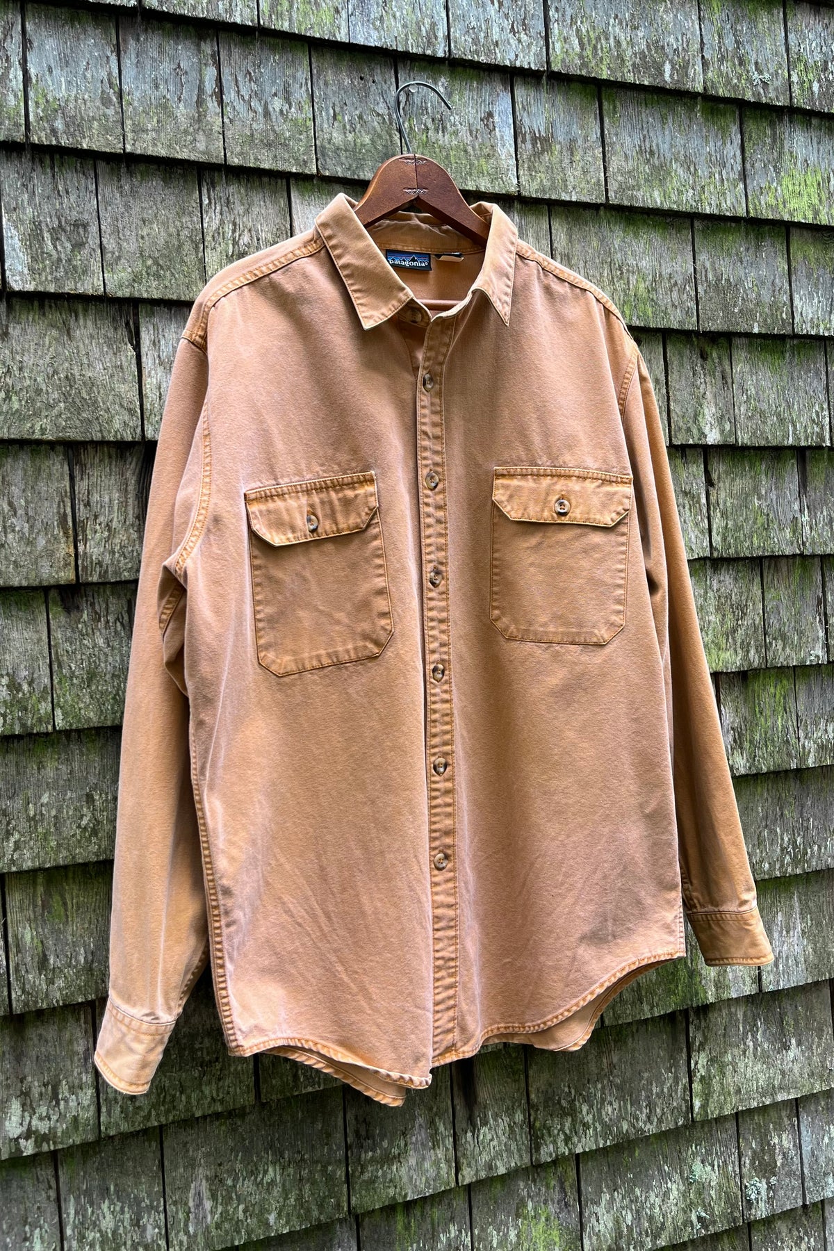 90s Patagonia Cotton Canvas Button Up Shirt (XL)