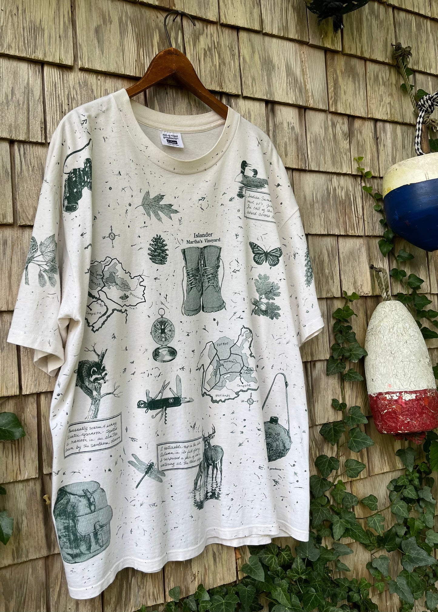 90s Rel-E-Vant Products Martha’s Vineyard Islander All Over Print T-Shirt (XL)