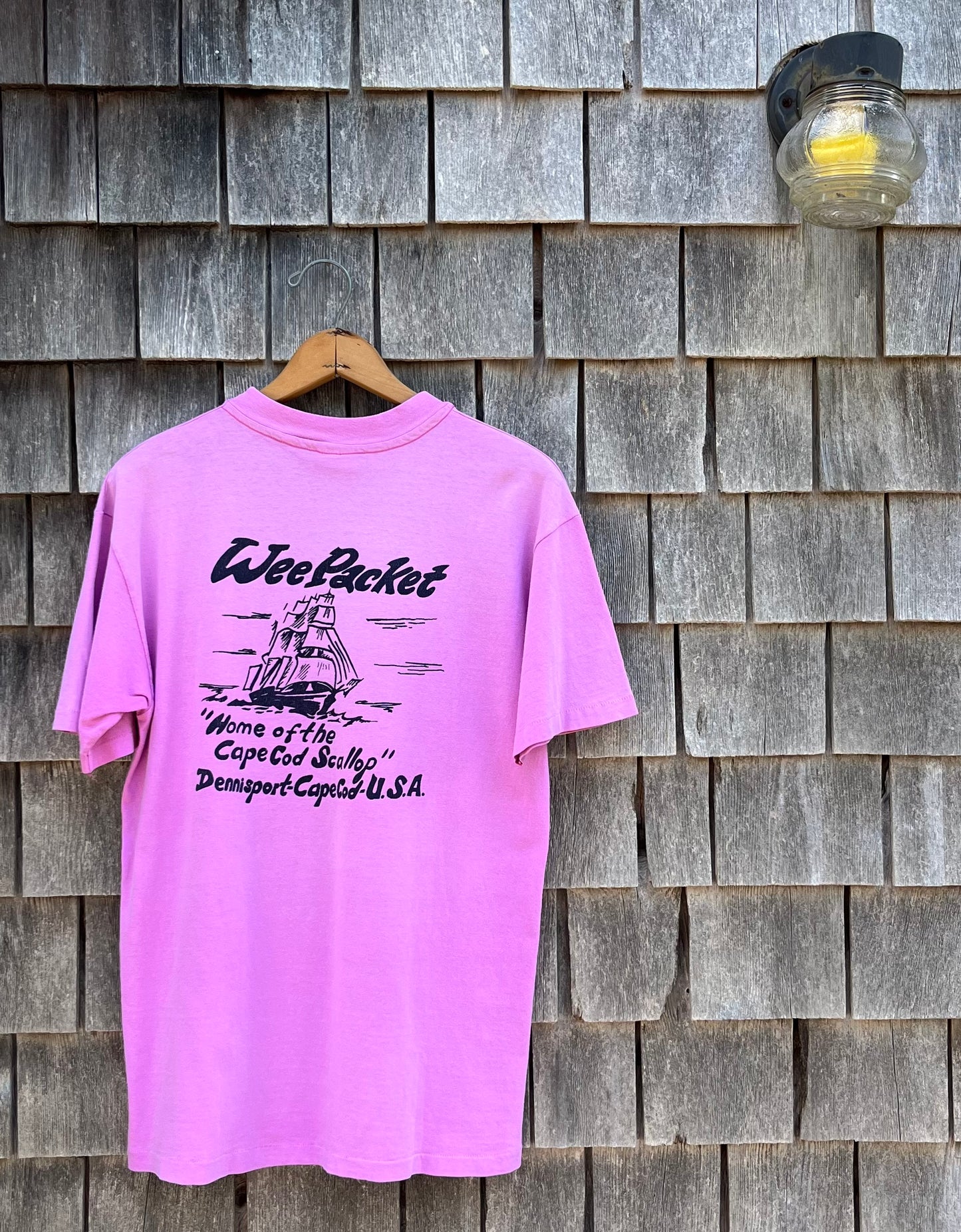 90s Wee Packet Restaurant 'Home of the Cape Cod Scallop' Dennisport T-Shirt (M)