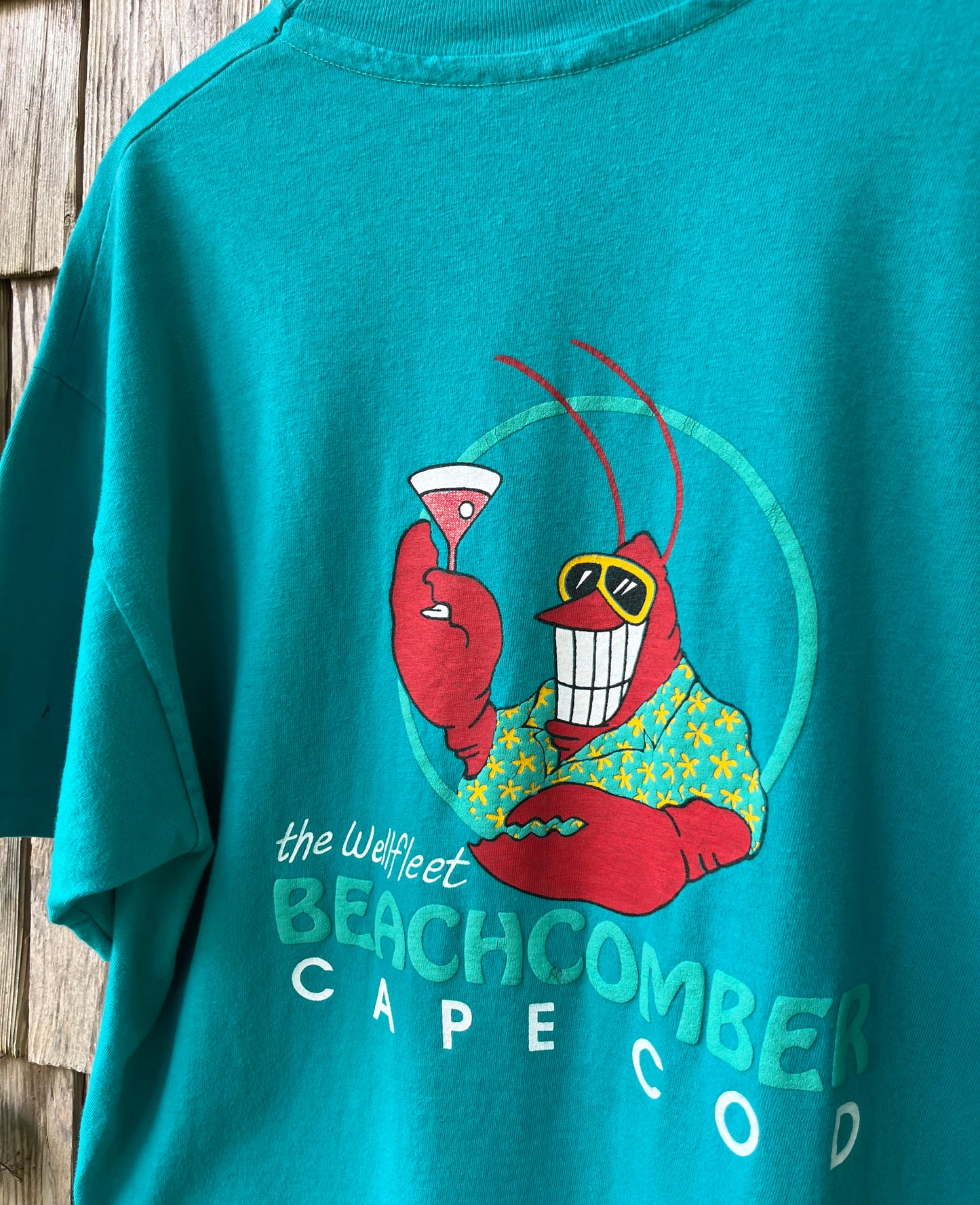 90s Wellfleet Beachcomber Restaurant and Bar T-Shirt (L)
