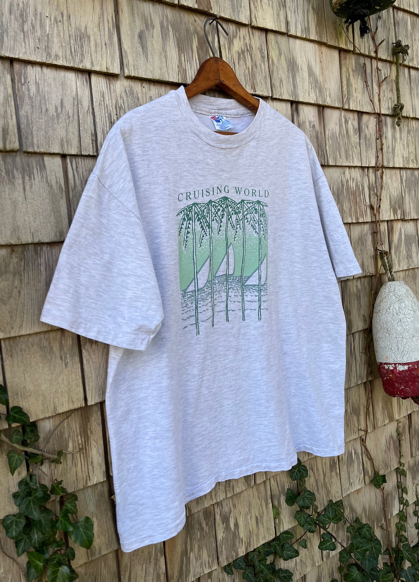 90s Cruising World Magazine T-Shirt (L/XL)