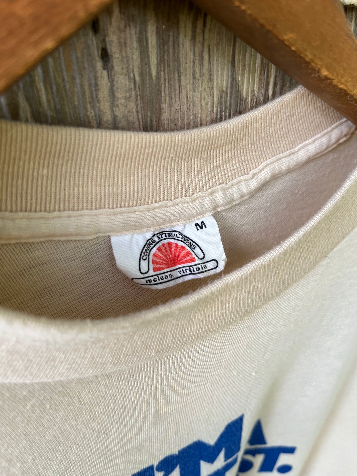 70s ‘I’m Not a Tourist I Live Here’ Coming Attractions T-Shirt (S)