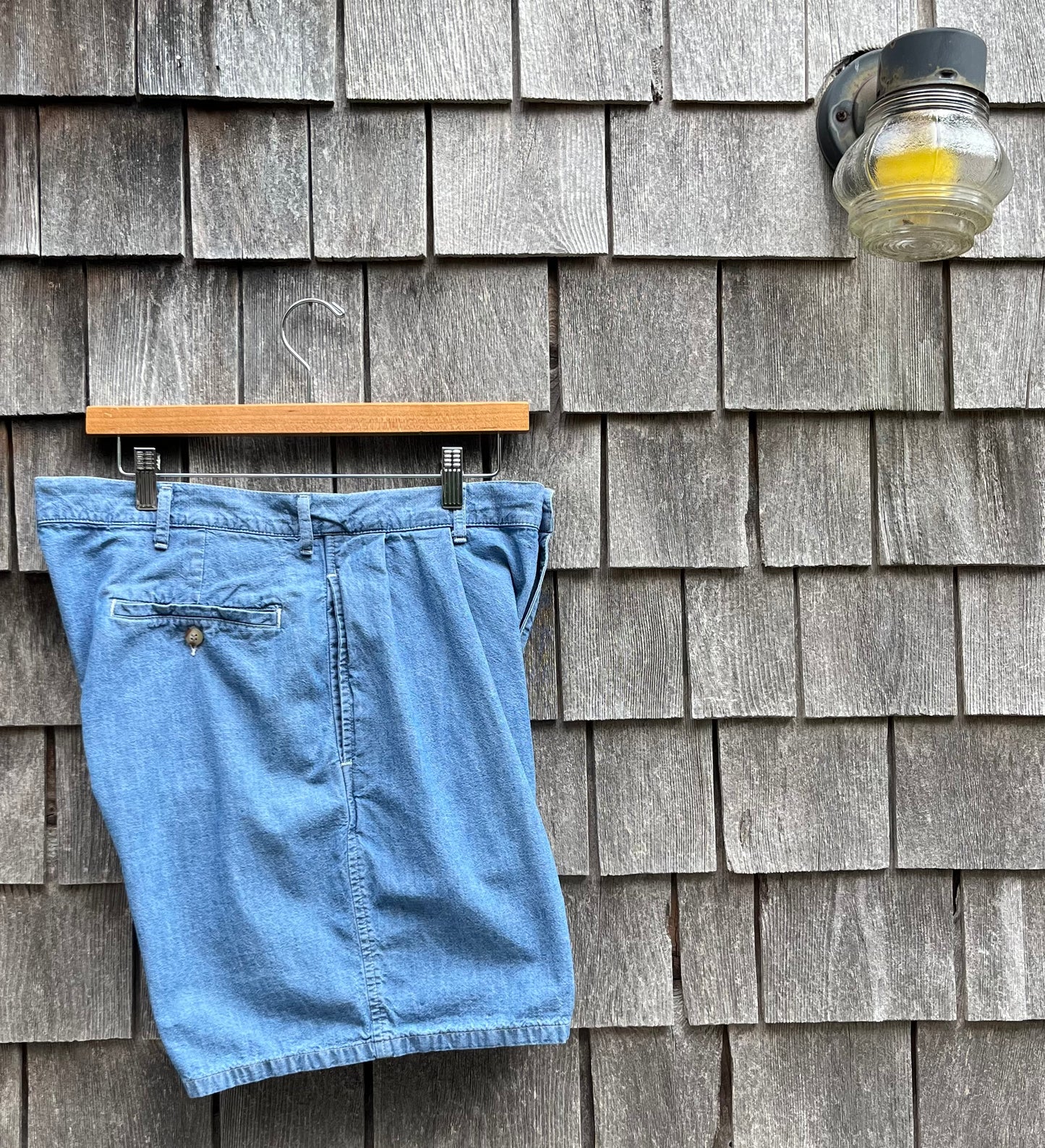 90s Polo Ralph Lauren Cotton Chambray Pleated Front Shorts (32/6.5”)