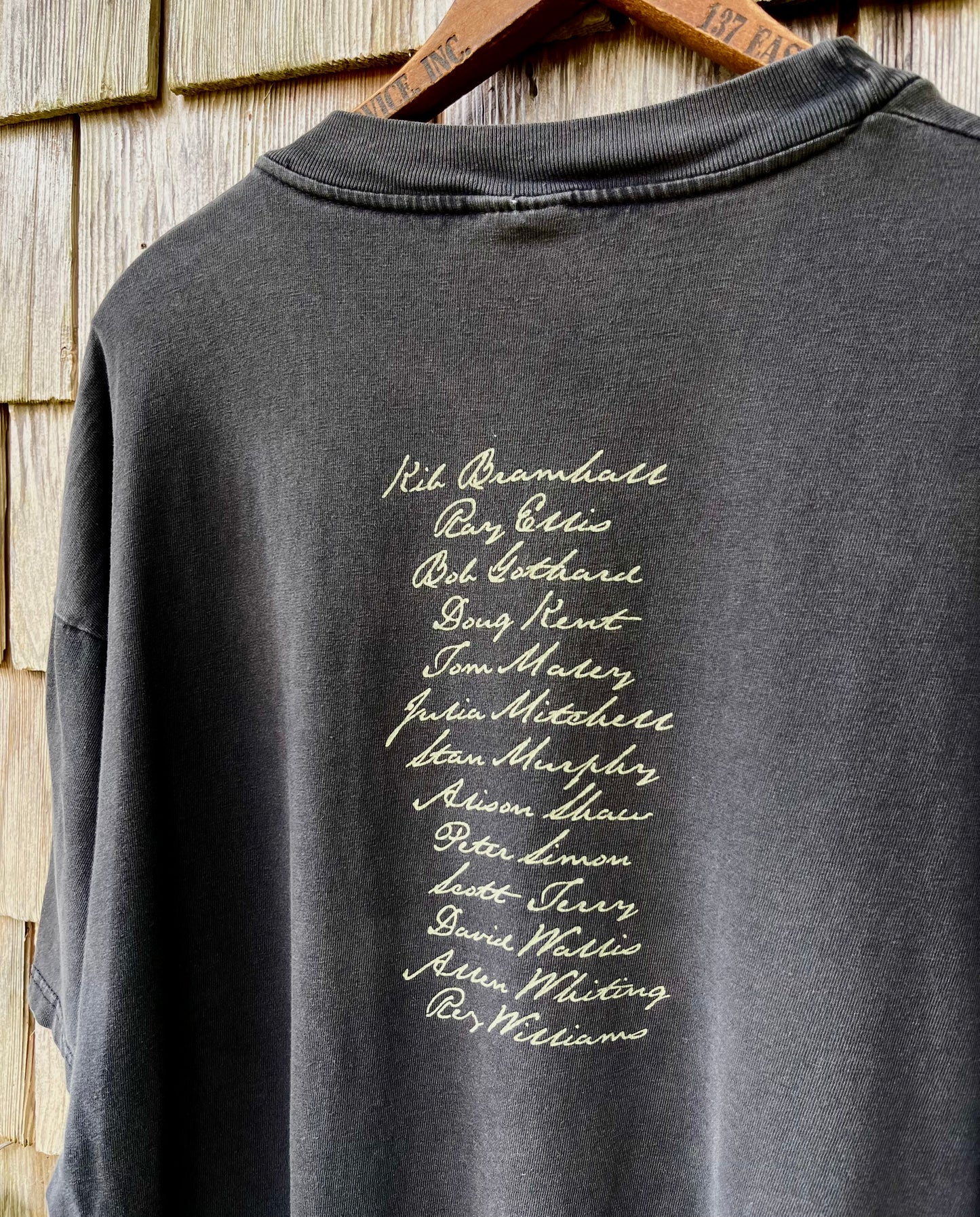 00s Martha’s Vineyard Local Artists Show T-Shirt (XL)
