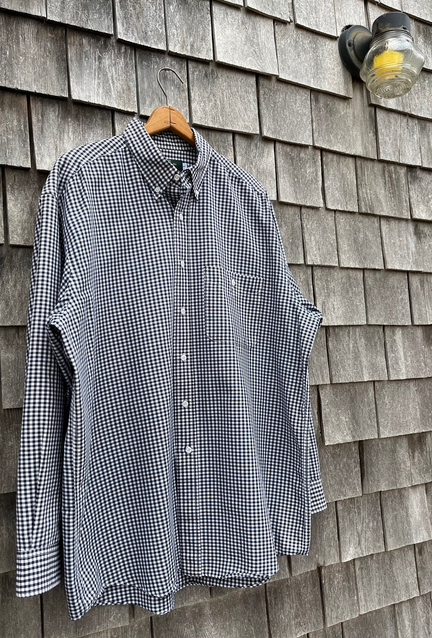 90s Orvis Lightweight Cotton Gingham Check Button Down Shirt (XL)