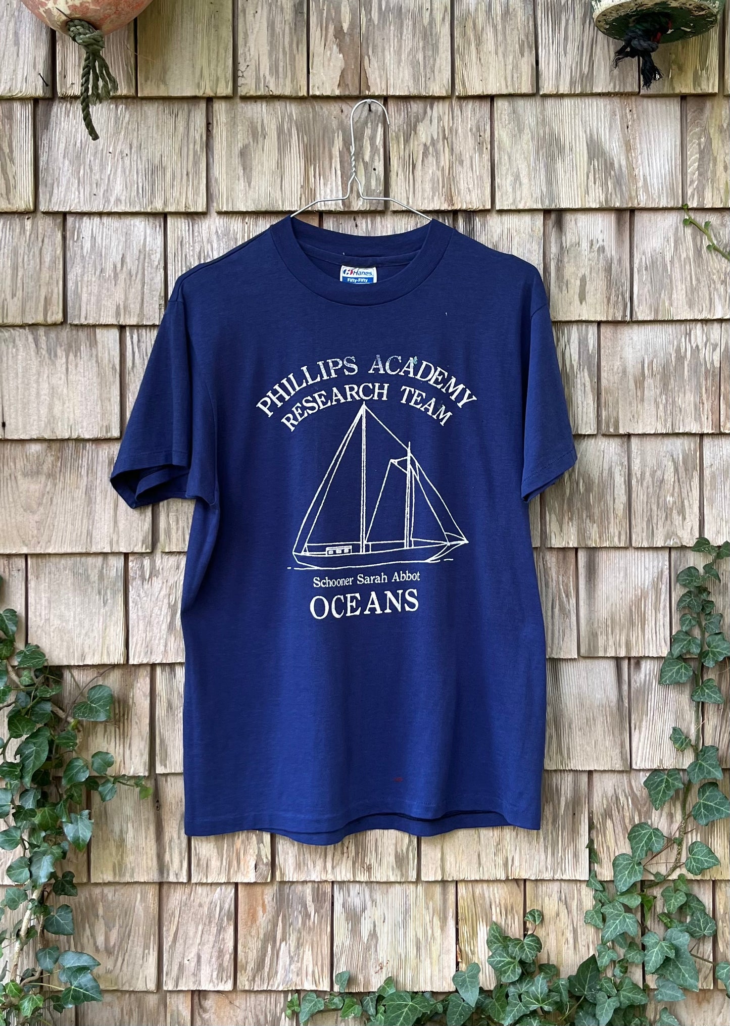 90s Phillips Academy Oceans Research Team Schooner Sarah Abbot T-Shirt (M)