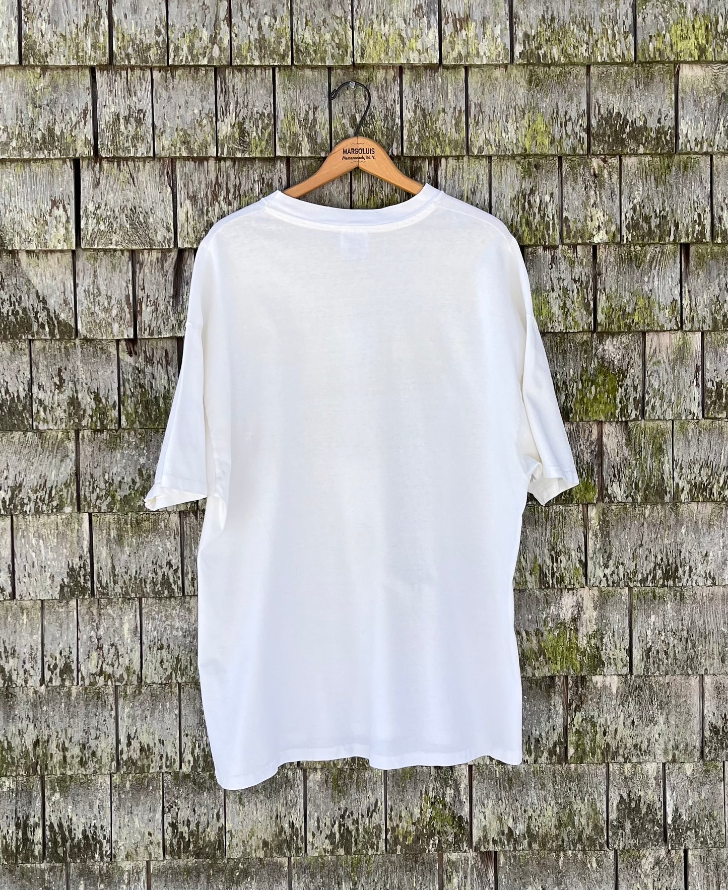 90s The Black Dog Martha's Vineyard Tavern & Bakery T-Shirt (XL)