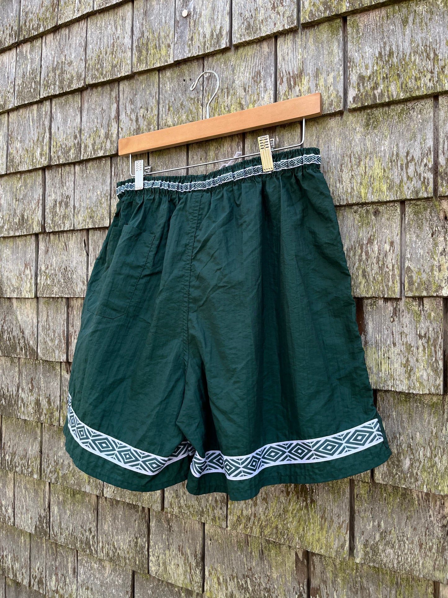 90s Umbro Nylon Drawstring Shorts (L/XL)