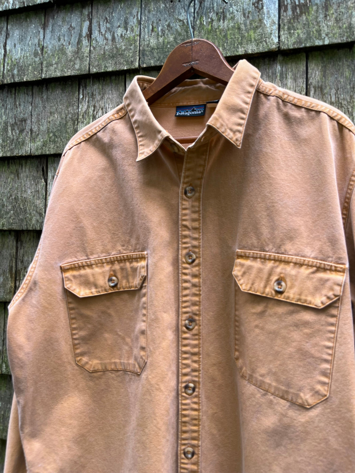 90s Patagonia Cotton Canvas Button Up Shirt (XL)