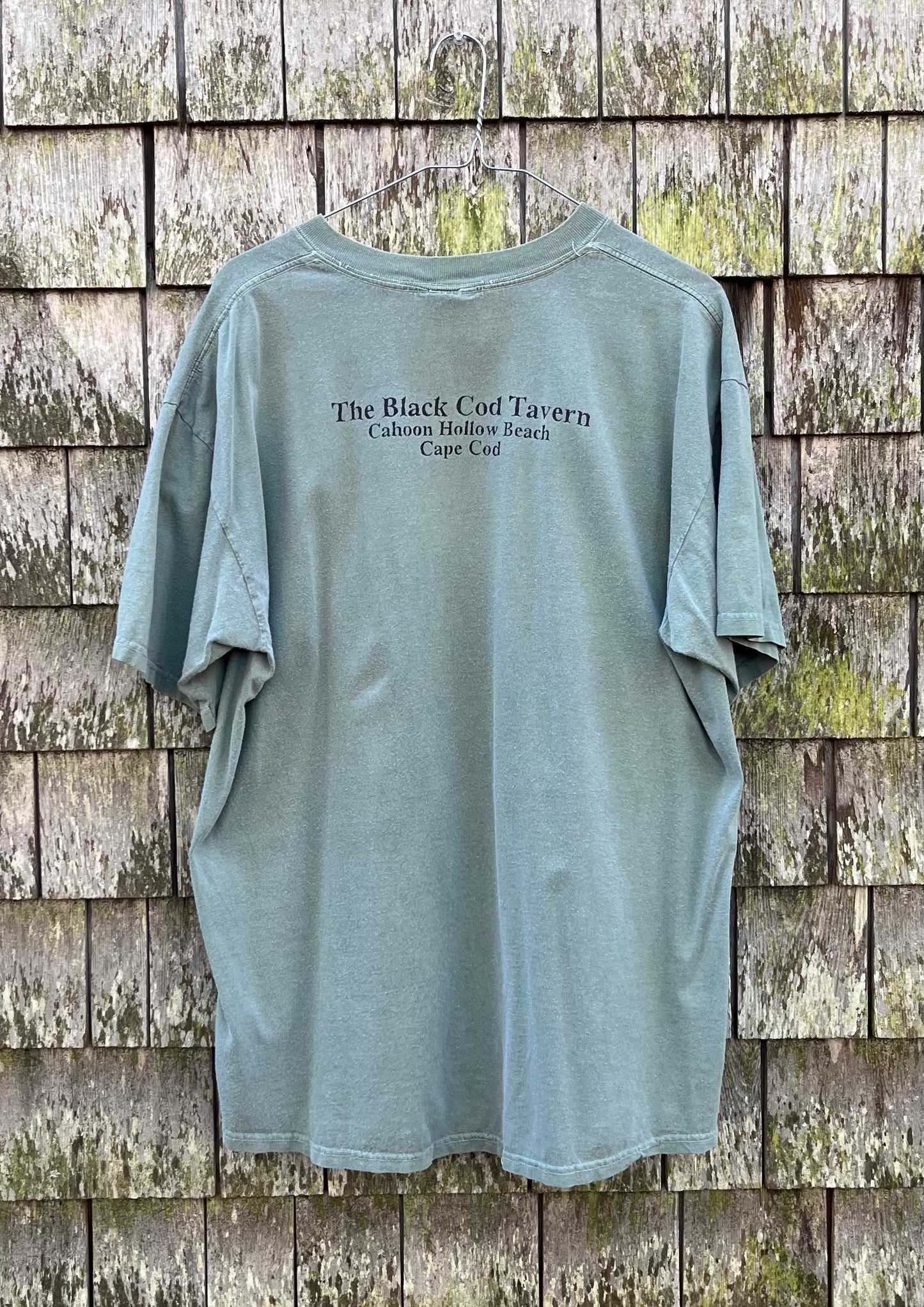 90s The Black Cod Tavern Wellfleet Pigment Dye T-Shirt (L)