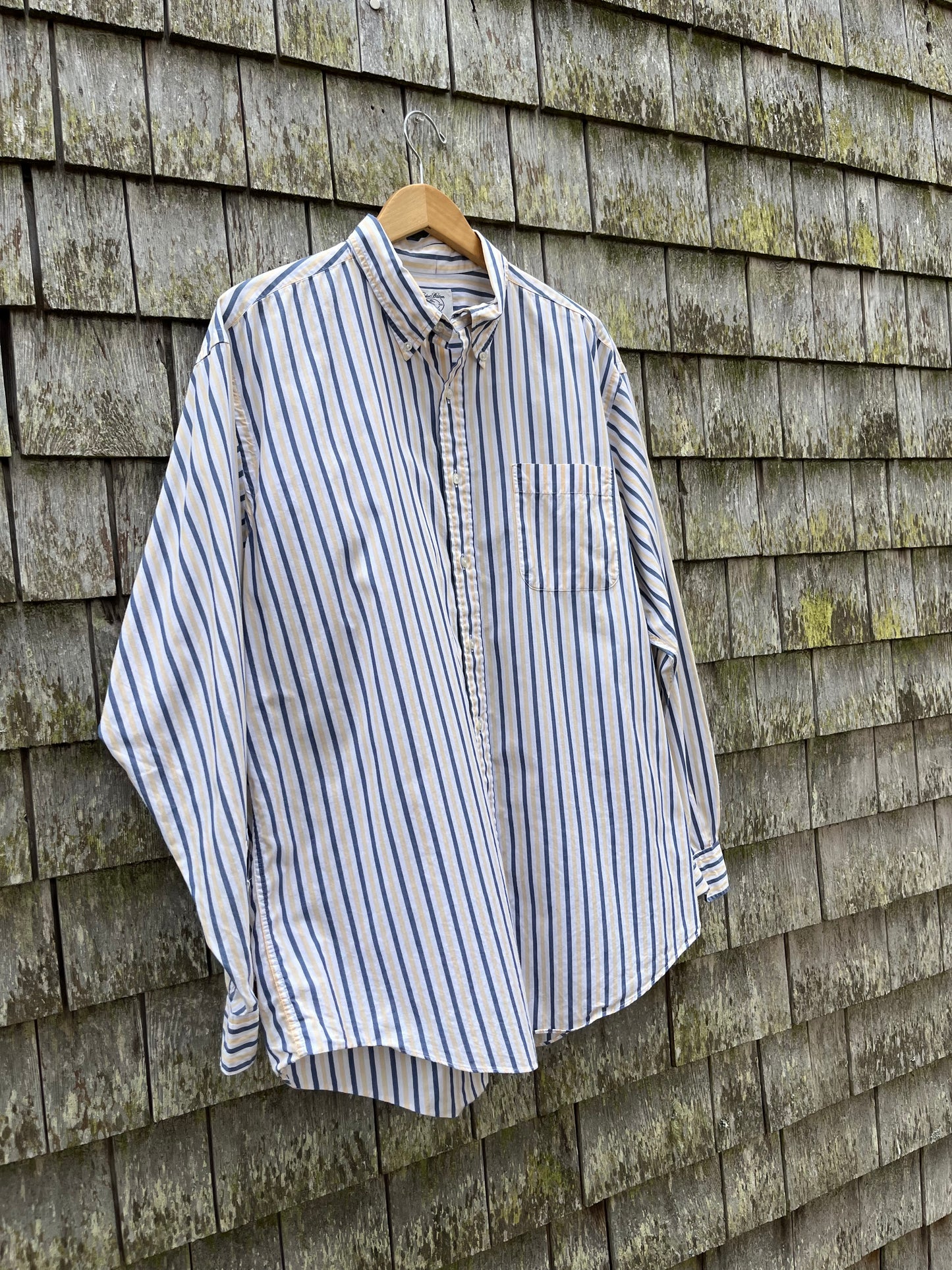 90s Brooks Brothers Candy Stripe Cotton Broadcloth Button Down ‘Sport Shirt’ (XL)