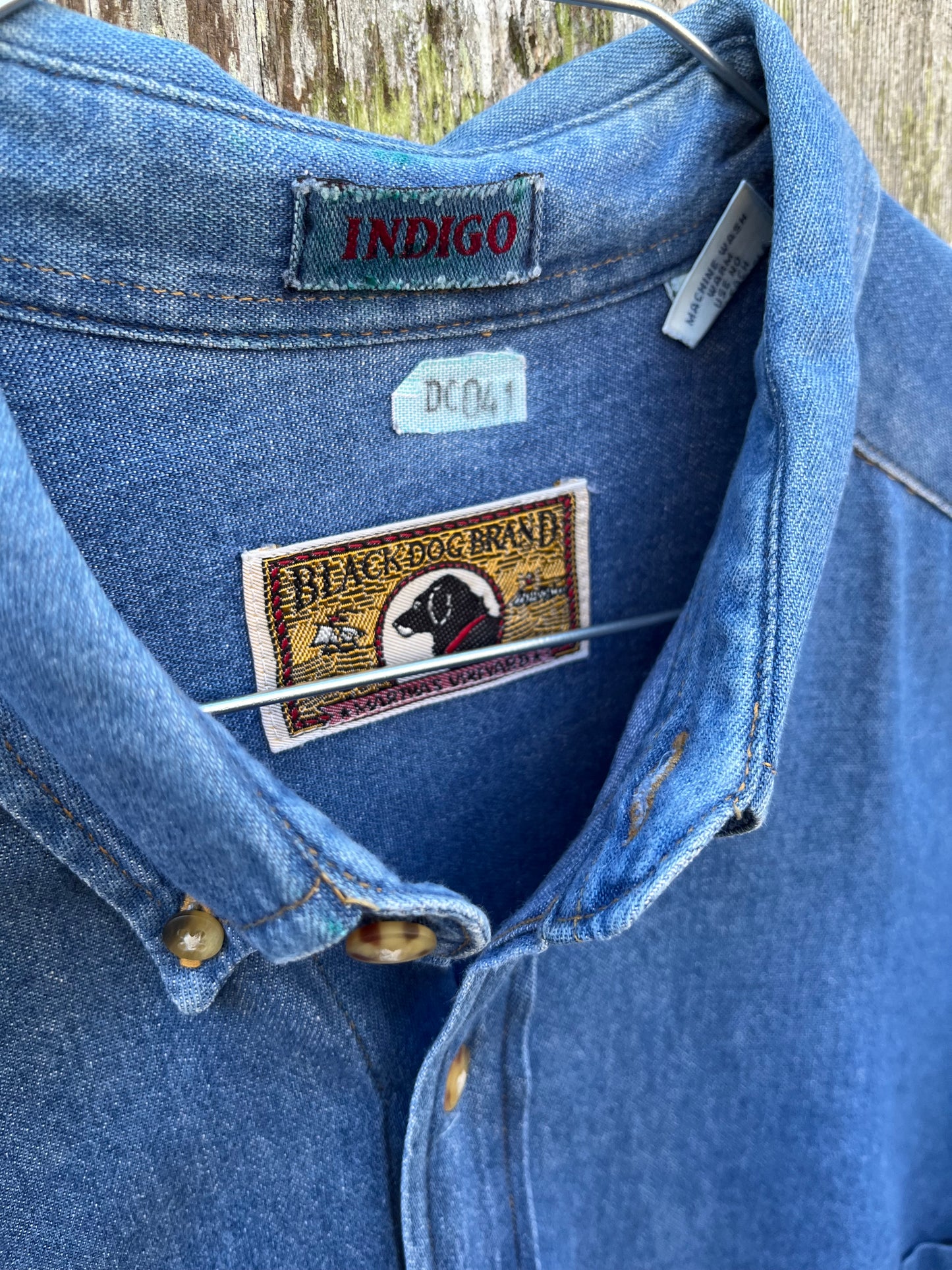 90s The Black Dog MV Indigo Denim Button Down Shirt (XL)