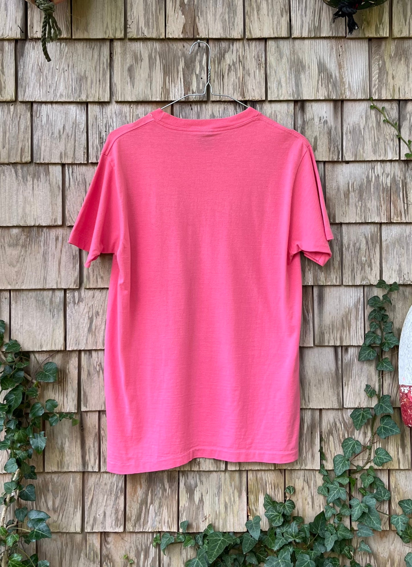 90s Evinrude Boat Motors Nautical Flags T-Shirt (S)