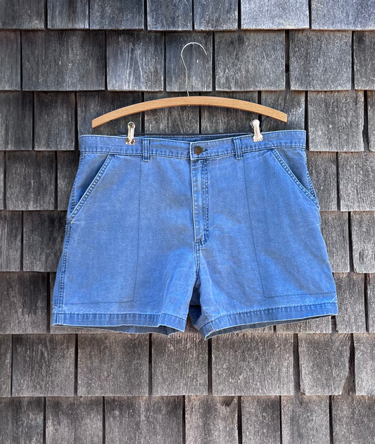 80s L.L. Bean Lightweight Trail Stand Up Shorts (38/5")