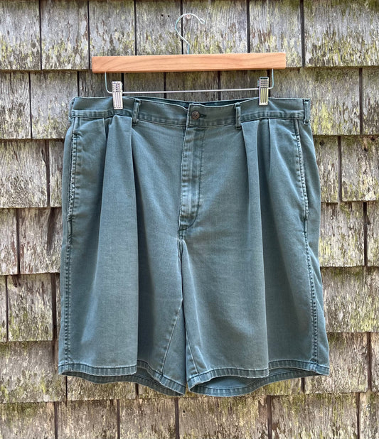 90s Polo Ralph Lauren Pleated Front Cotton Twill Shorts (34”)