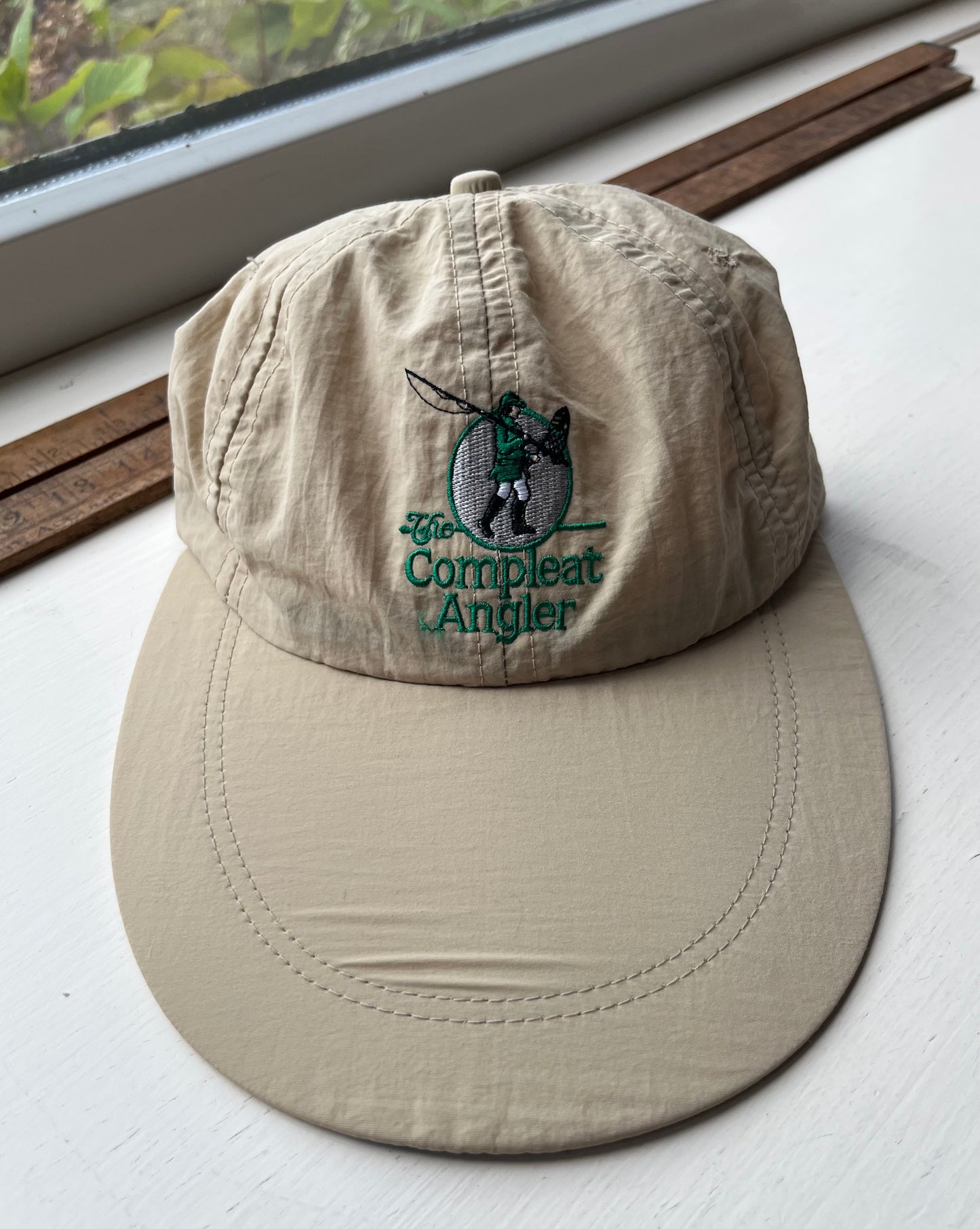 90s The Compleat Angler Connecticut Strapback Nylon Long-Bill Cap (L/XL)