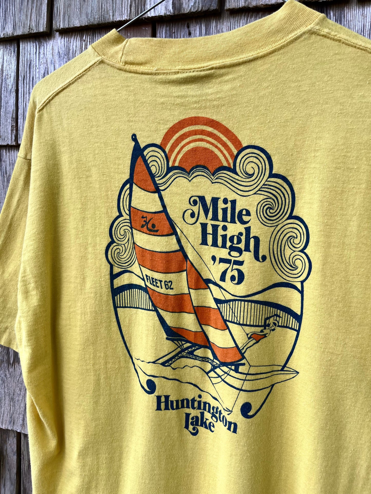70s House of the Cat Sailing Center Mile High Hobie Regatta Huntington Lake California T-Shirt (M/L)