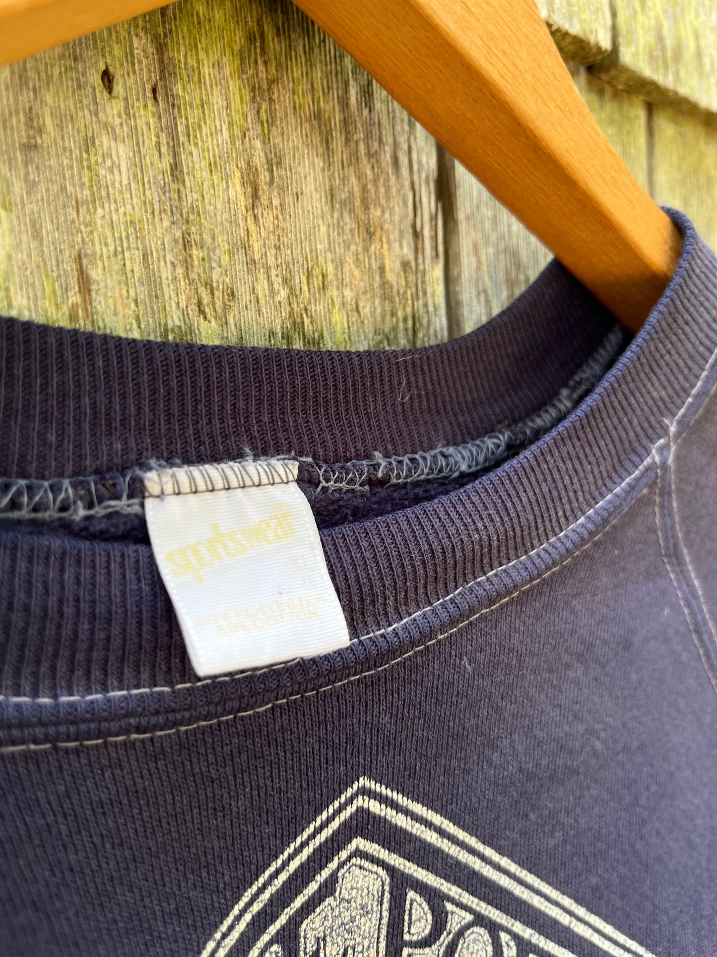 80s The Homeport Restaurant Martha’s Vineyard Crewneck Raglan Sleeve Sweatshirt (M/L)