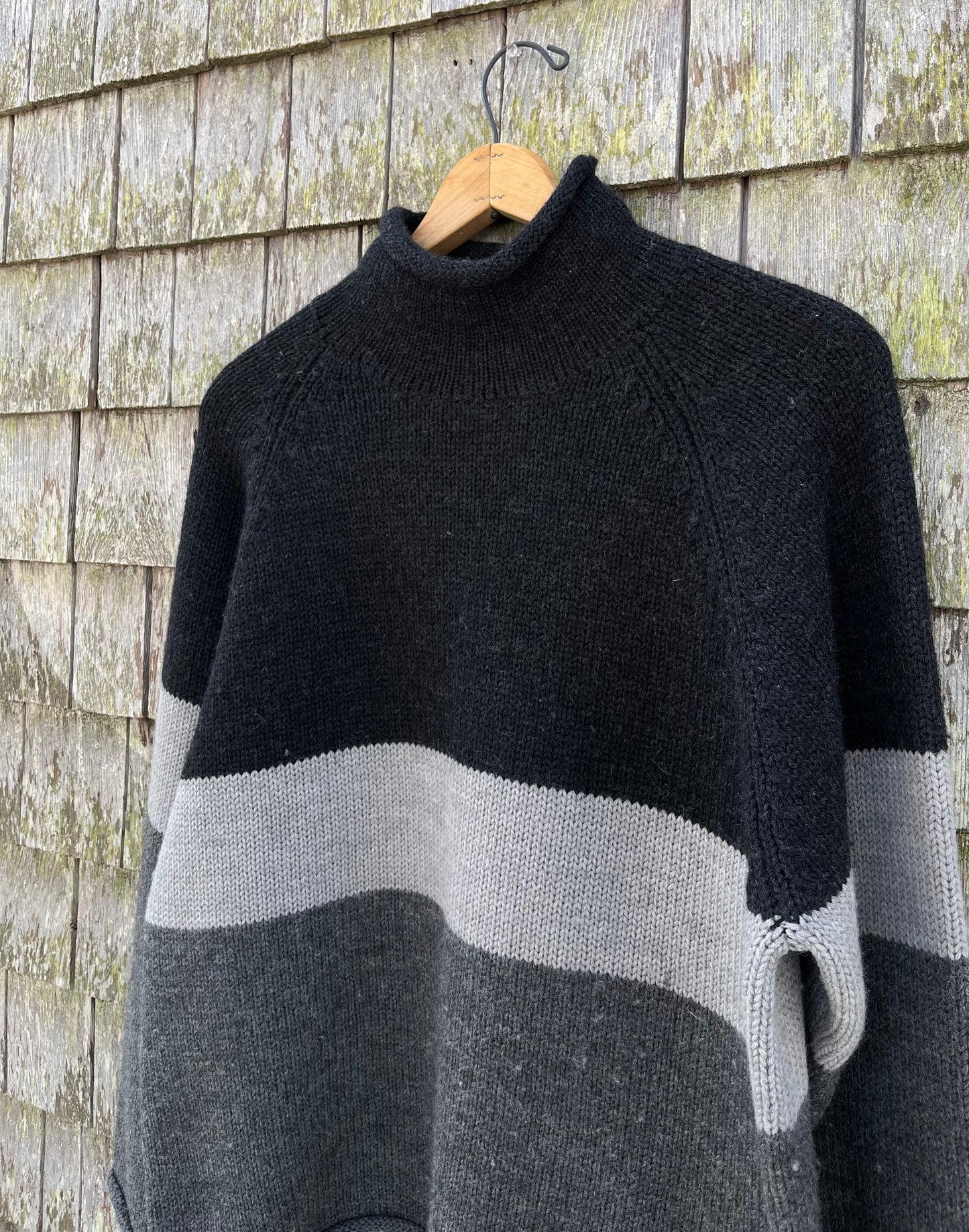 90s J.Crew Striped Wool Rollneck Sweater (L)