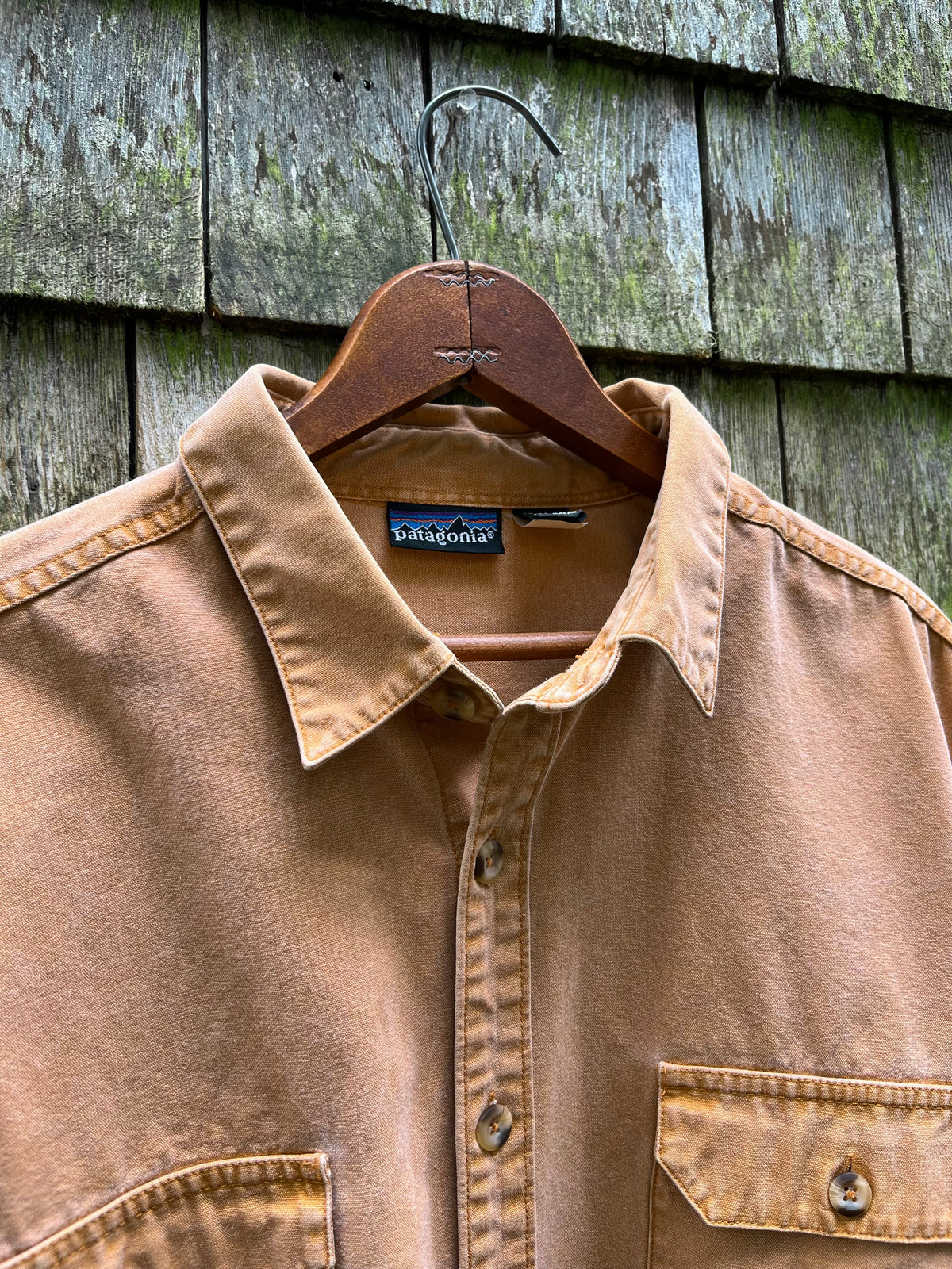 90s Patagonia Cotton Canvas Button Up Shirt (XL)