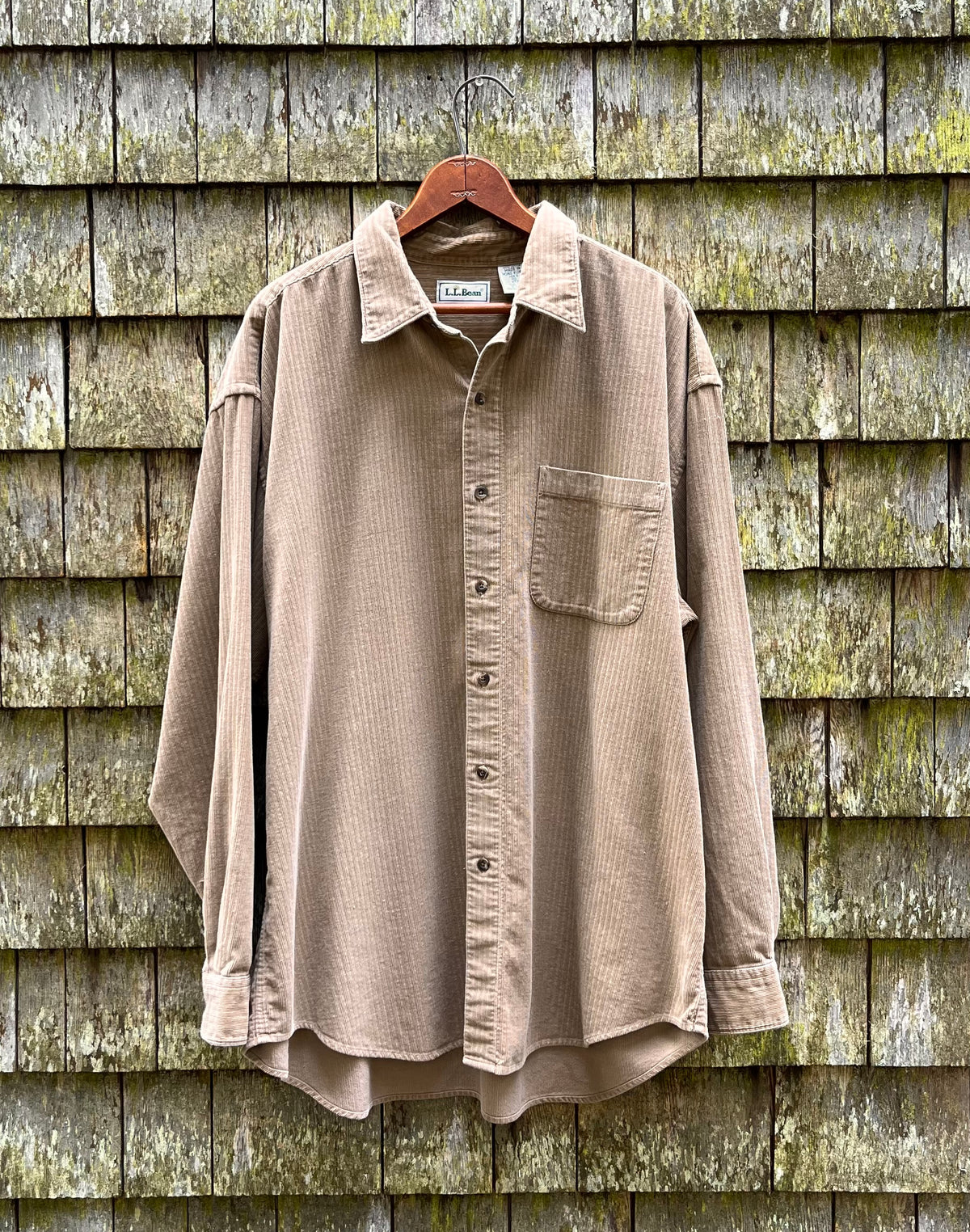 90s L.L. Bean Corduroy Button Up Shirt (XL)