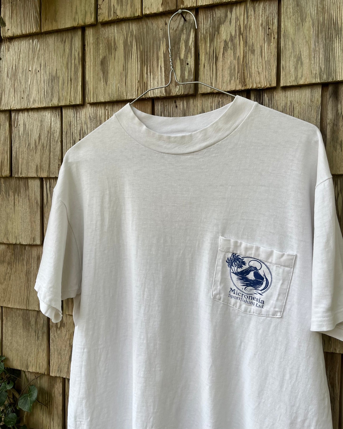 90s Micronesia Sport Fishing Ltd. Pocket T-Shirt (M)