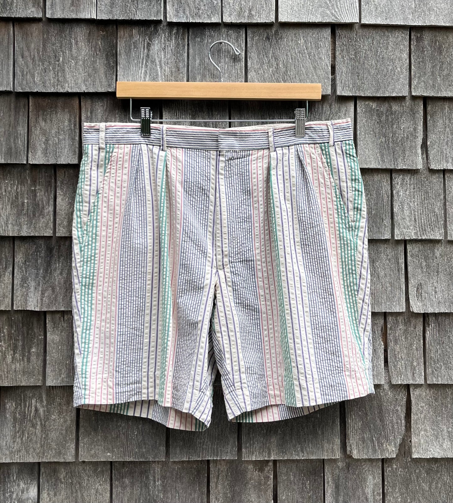 ~80s Brooks Brothers Seersucker Stripe Pleated Front Shorts (34/8”)