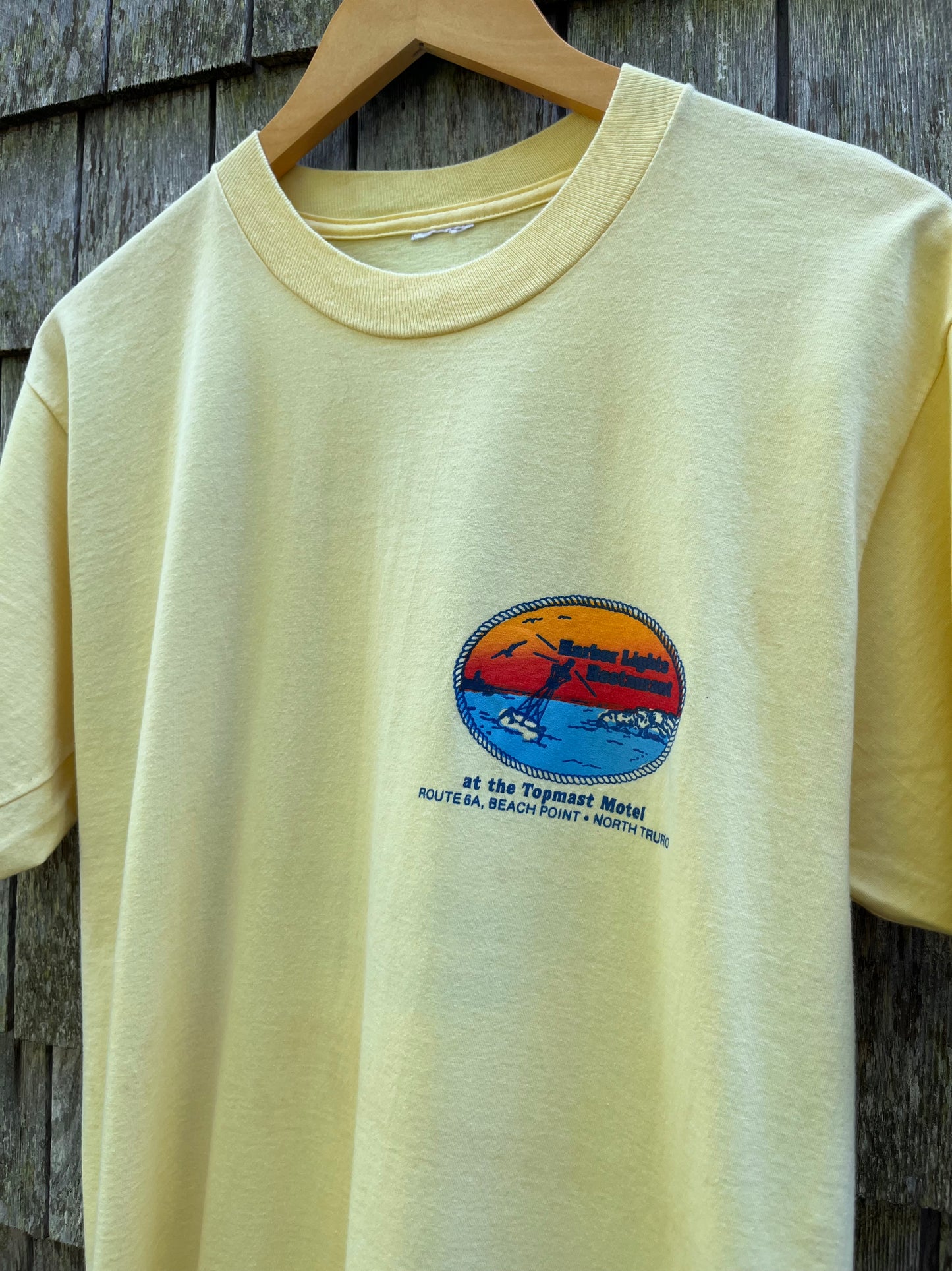 90s Harborlights Restaurant Topmast Hotel Truro T-Shirt (M)