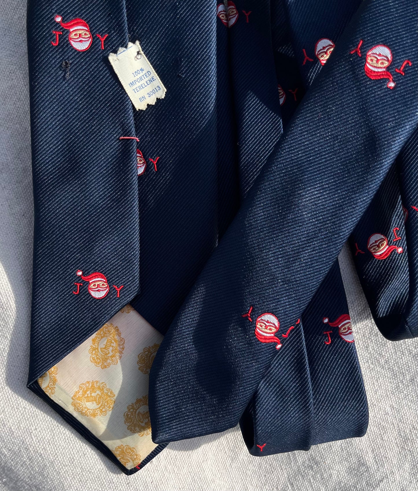 70s Chipp Santa Claus ‘Joy’ Emblematic Neck Tie